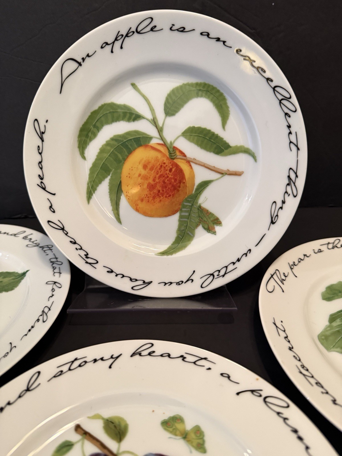 Set 4 Williams Sonoma Orchard Suite 7.5” Salad Plates Fruit Medley MINT Cond!