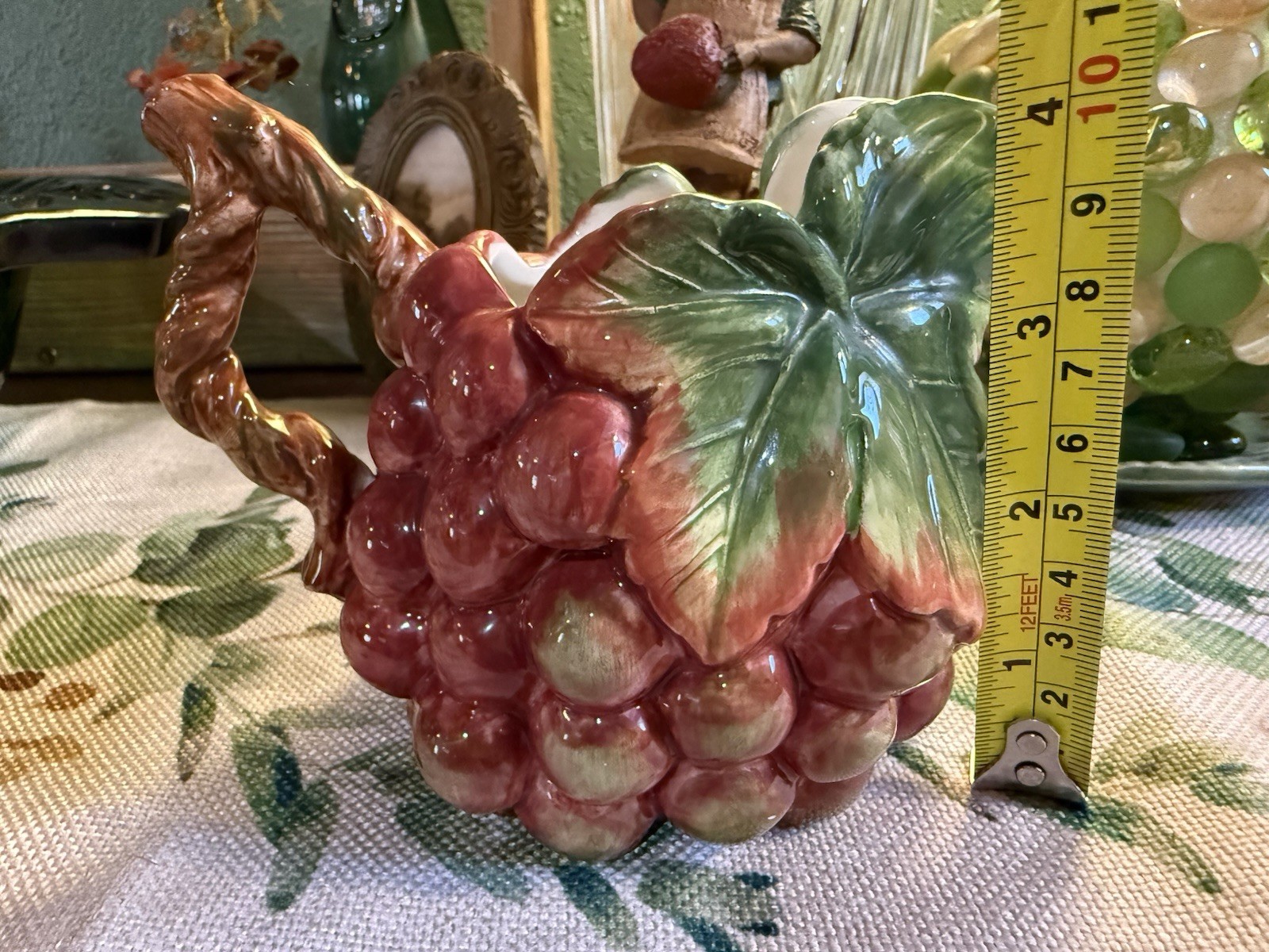 Fitz and Floyd Classics Country Gourmet Hand Crafted Grape Cluster Creamer