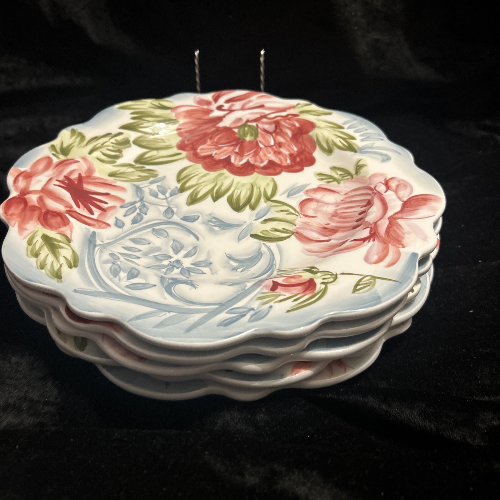Set Of 5 Rosalace By Jay 11″ Dinner Plates Scalloped Pink Blue Flower Motif #1