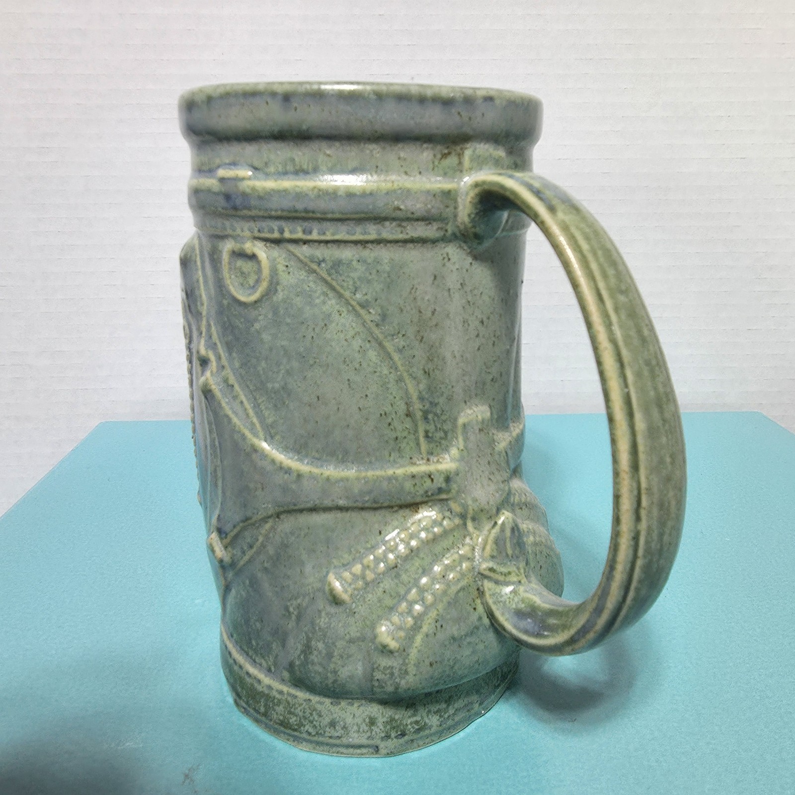 Beta Diseno Hand made pottery studio art mug Golf Bag Spain vtg green glaze