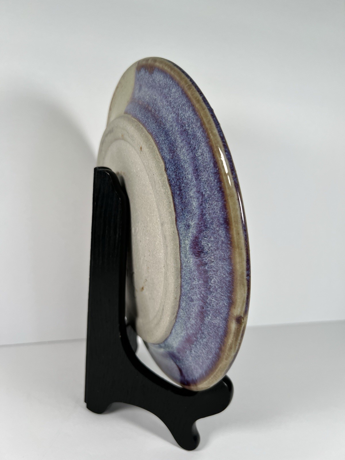 Bruce Larrabee Studio Pottery 9” Abstract Drip Glaze Signed UT Art Signed Plate