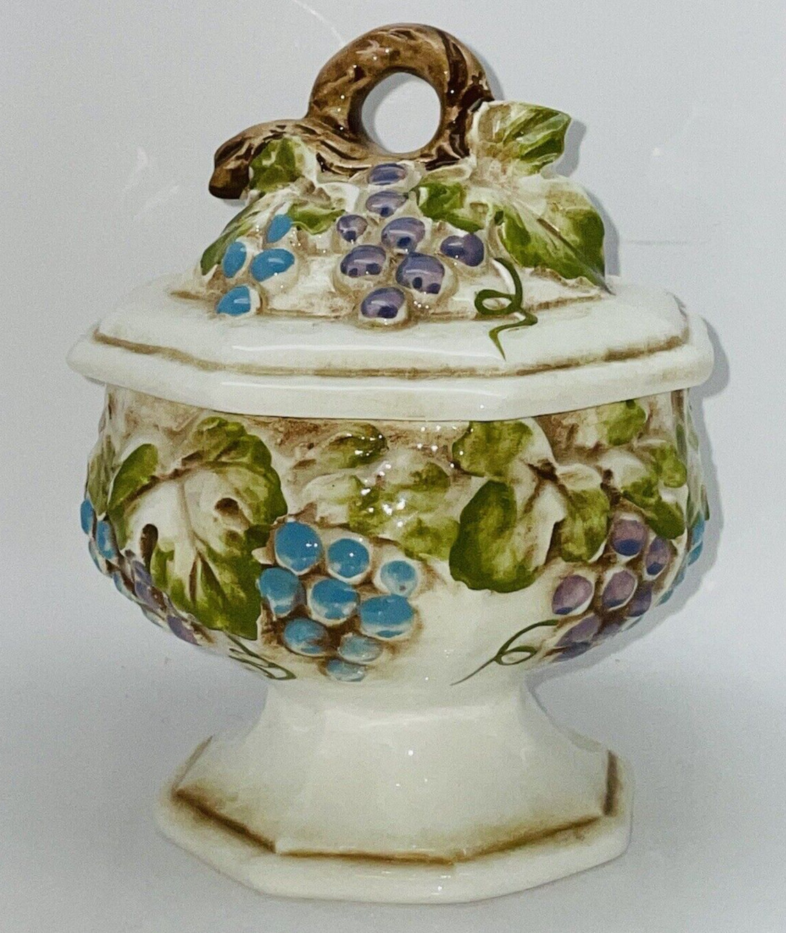 LEFTON’S Lidded Embossed Grapevines Pedestal Candy Dish VTG #3030 7.5” Tall