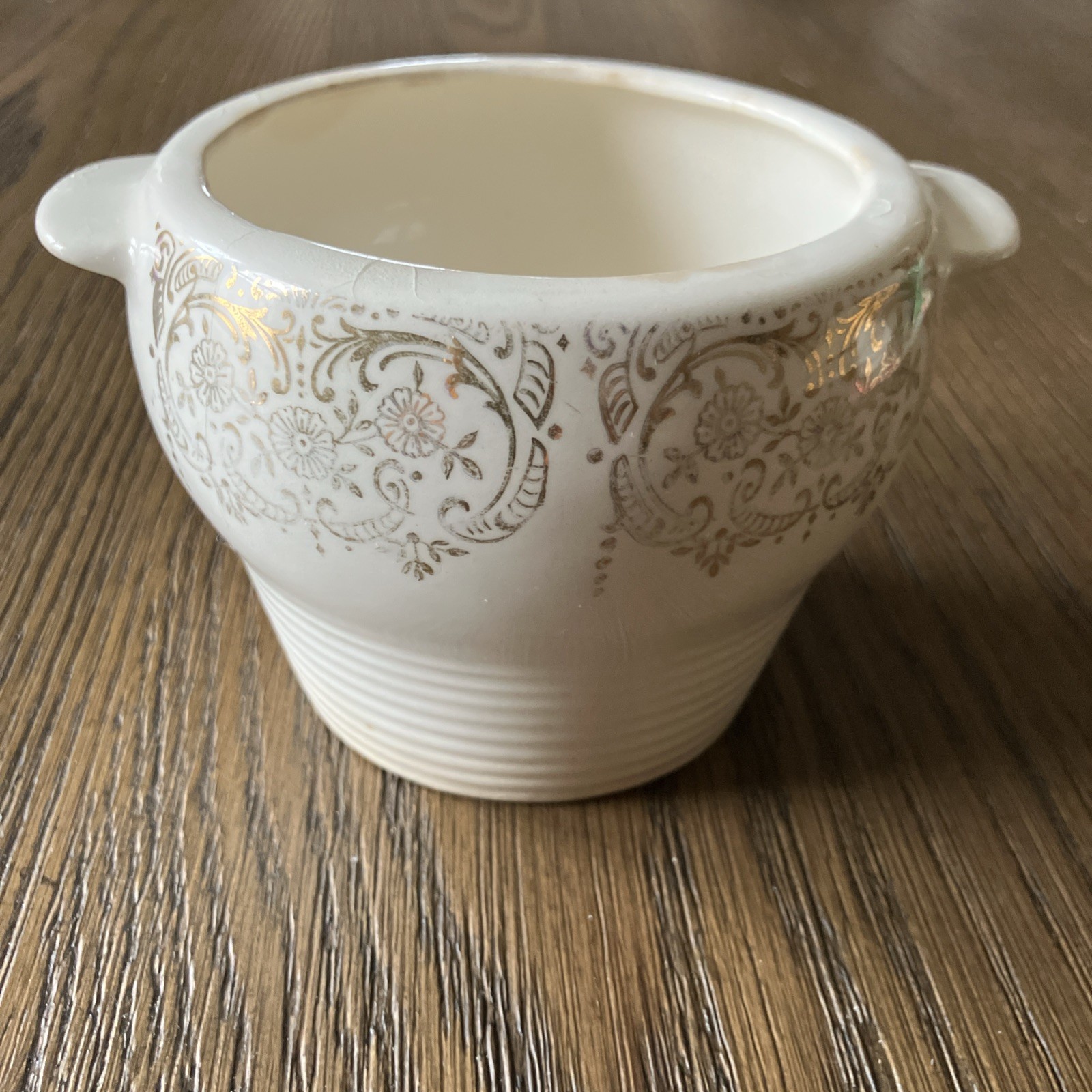 Limoges American Triumph China d’Or Pattern Sugar Bowl & Lid – Filigree Gold