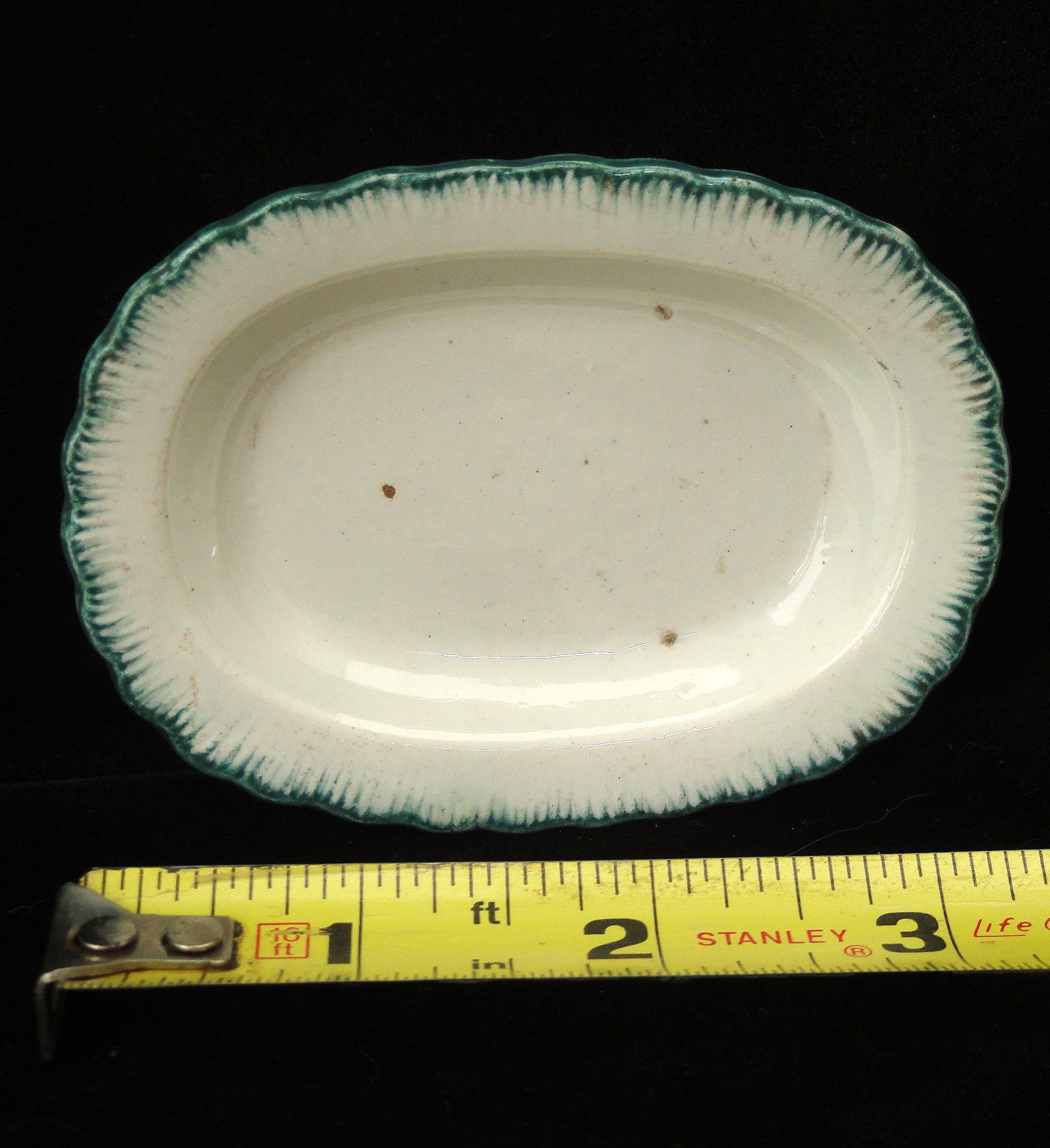 Green Feather Edge Shell Edged Pearlware Toy Platter Davenport c 1825