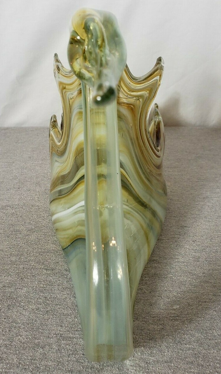 Vintage Sooner – Glass Swan – Yellow / White – 17 3/4″ L x 4 3/4″ W x 7 5/8″ H