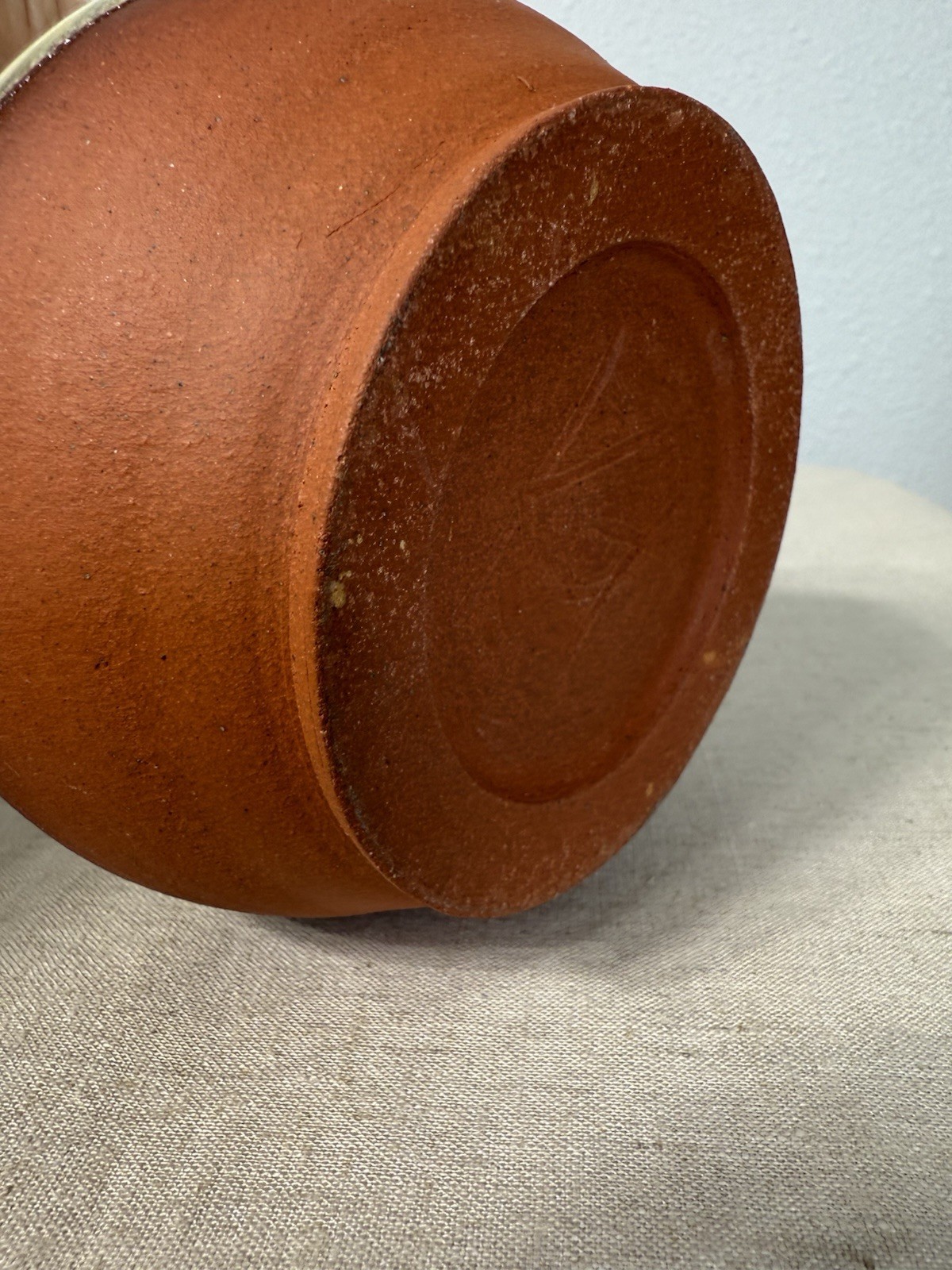 ARTIST SIGNED MULTI COLOR STUDIO POTTERY POT WITH LID