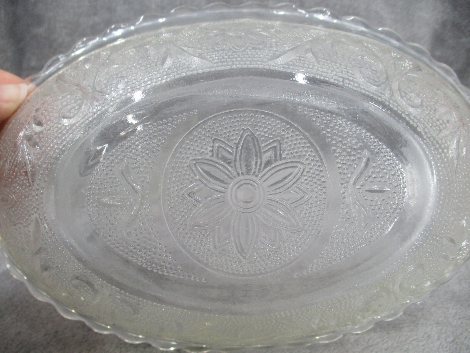 Anchor Hocking Oval Serving Bowl Round Cereal Bowl Set Sandwich Clear Glass 2pcs