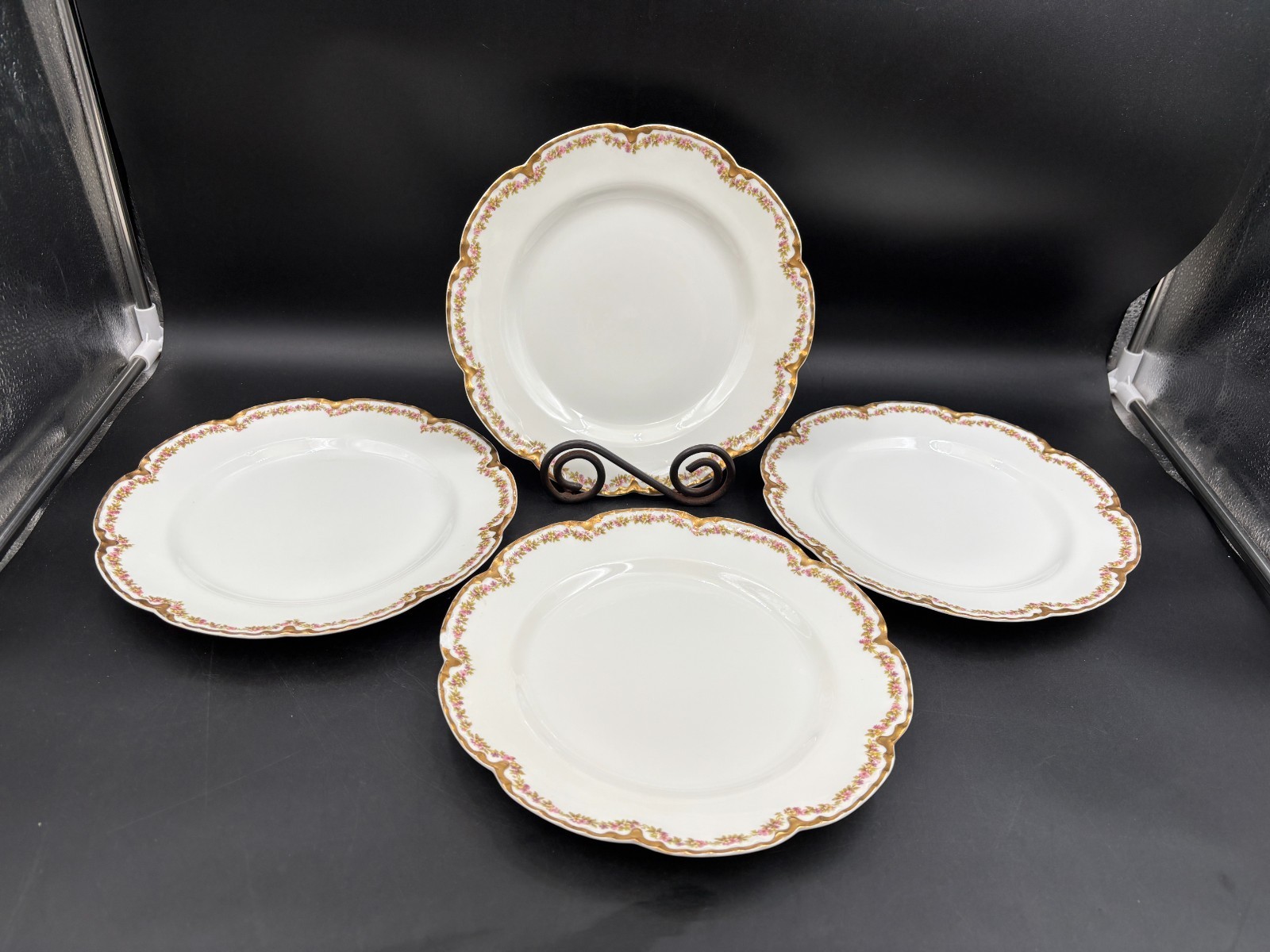 Haviland “SCHLEIGER 524″ Germany ~ Set of 4 ~ Dinner Plates ~ 9 3/4”