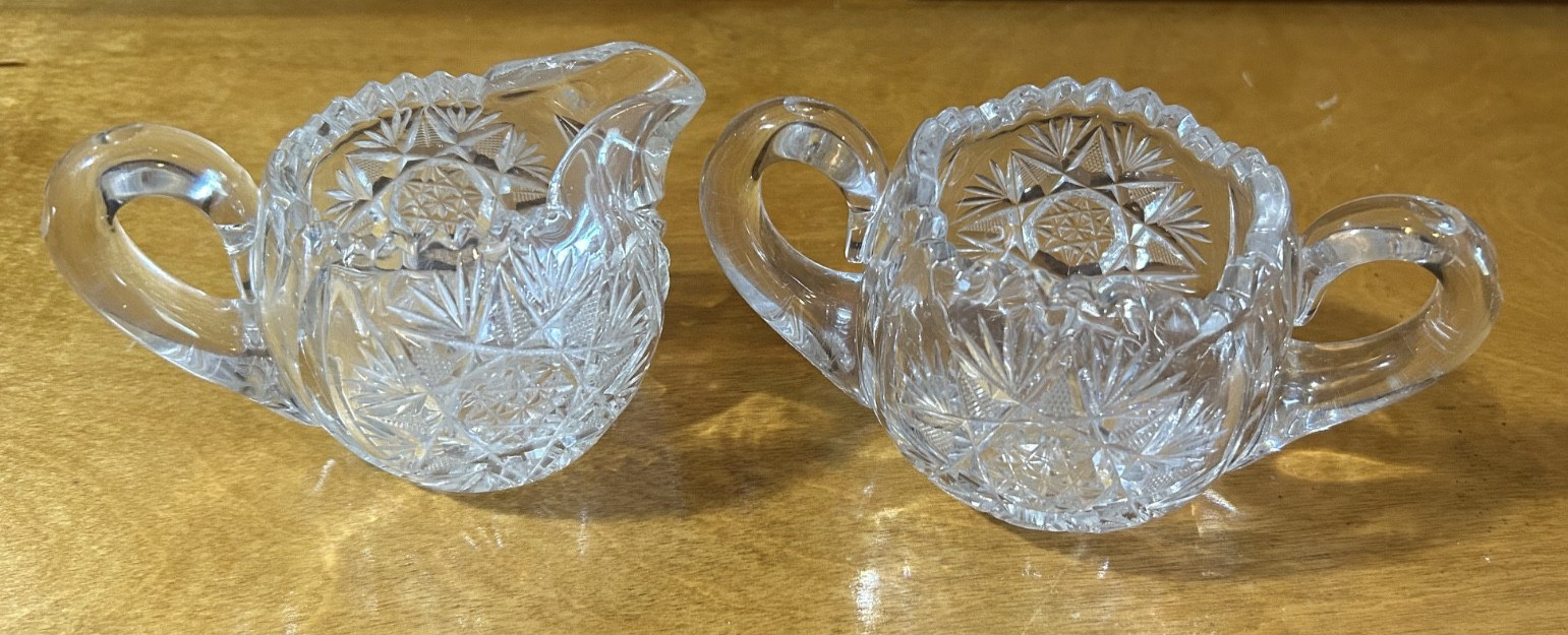 ANTIQUE AMERICAN BRILLIANT PERIOD (1876-1915) CREAMER AND SUGAR BOWL SET
