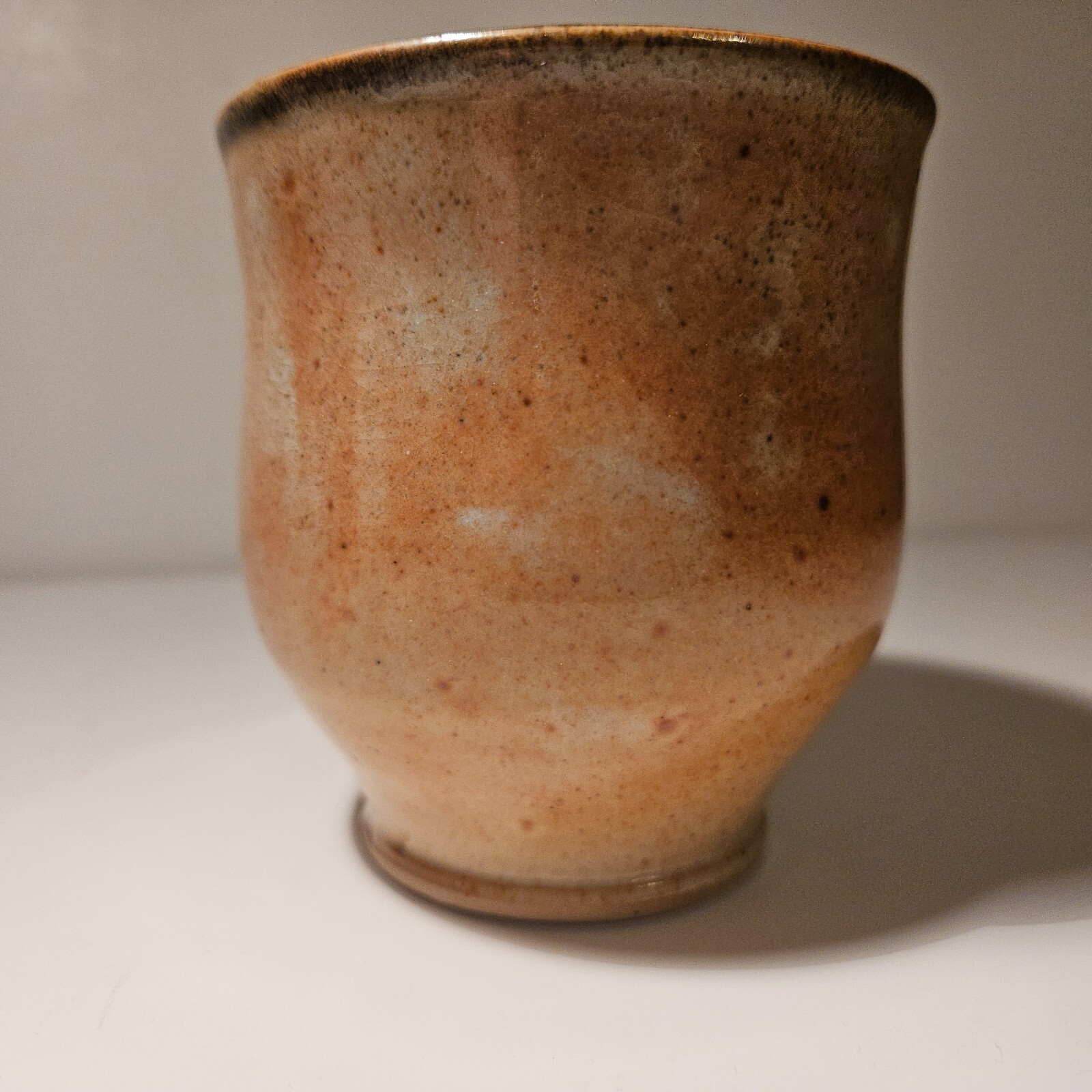 Marti Mocahbee Studio Pottery Cup Mug Thumb Print Indent Signed 3.75″H 12 oz USA