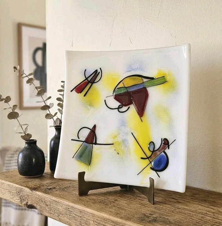 Vintage Fused Glass Abstract Art Plate – Kandinsky Style – MCM 9″ Square White