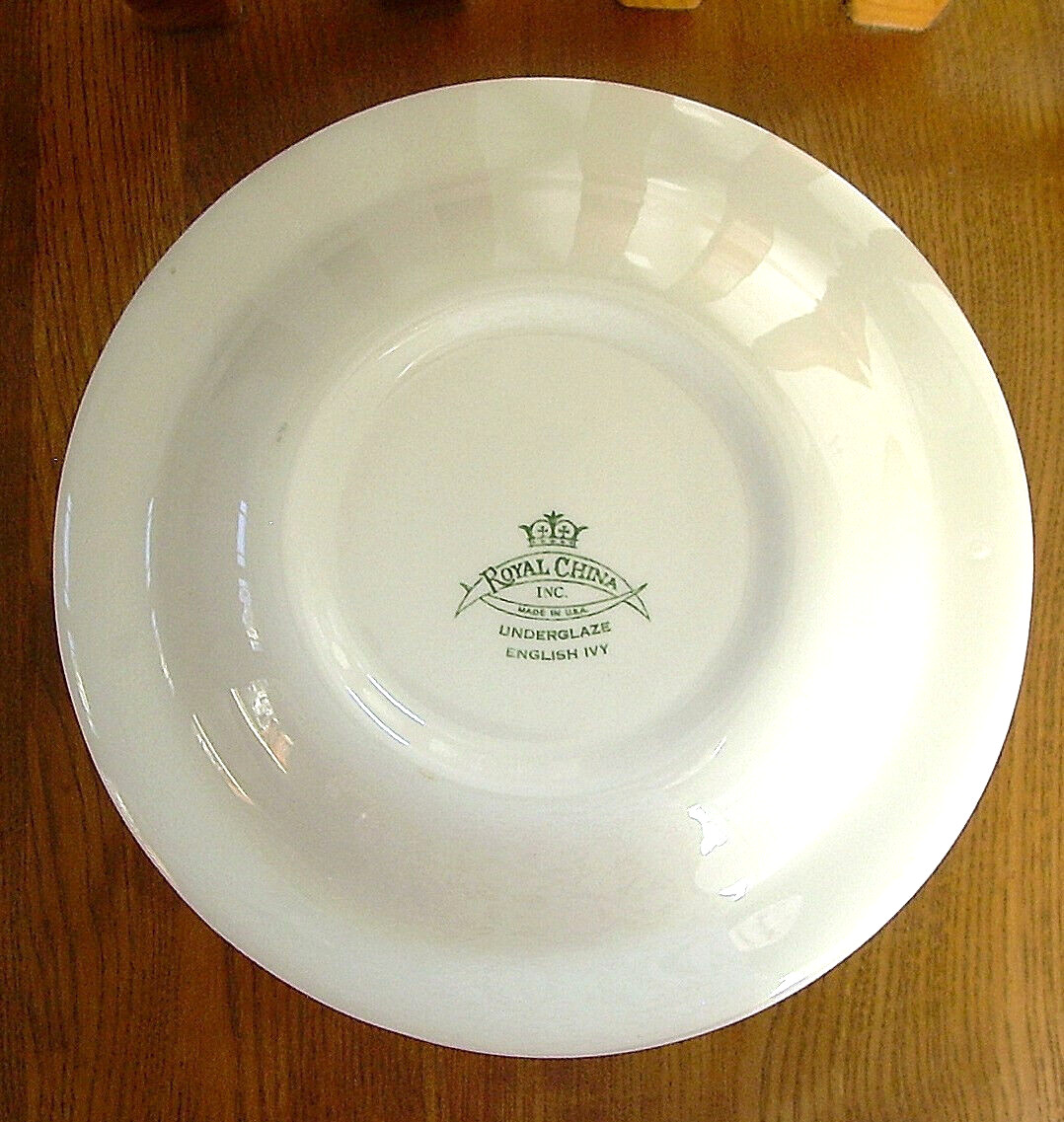 VINTAGE 50’s ROYAL CHINA UNDERGLAZE ENGLISH IVY 8″ RIMMED SOUP BOWLS – SET OF 12
