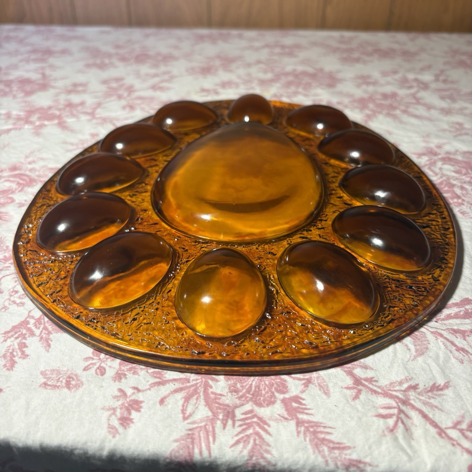 Vintage LE Smith Amber Glass Hen On Nest Chicken Deviled Egg Plate Rare HTF