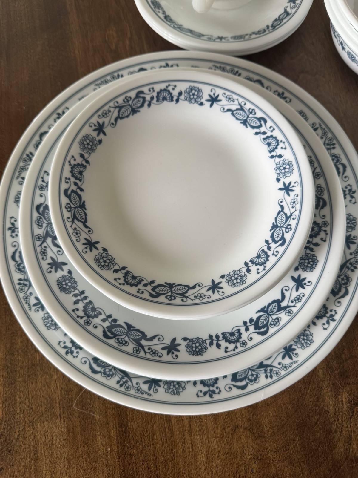 21 Piece Service For 3 Vintage Corelle Old Town Blue Onion Dinnerware Set