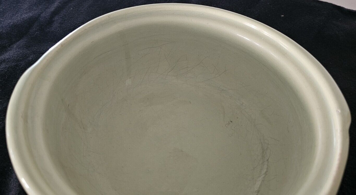 La Solana STONEWARE GREEN Casserole Bowl Cookware Oven ware NO Lid