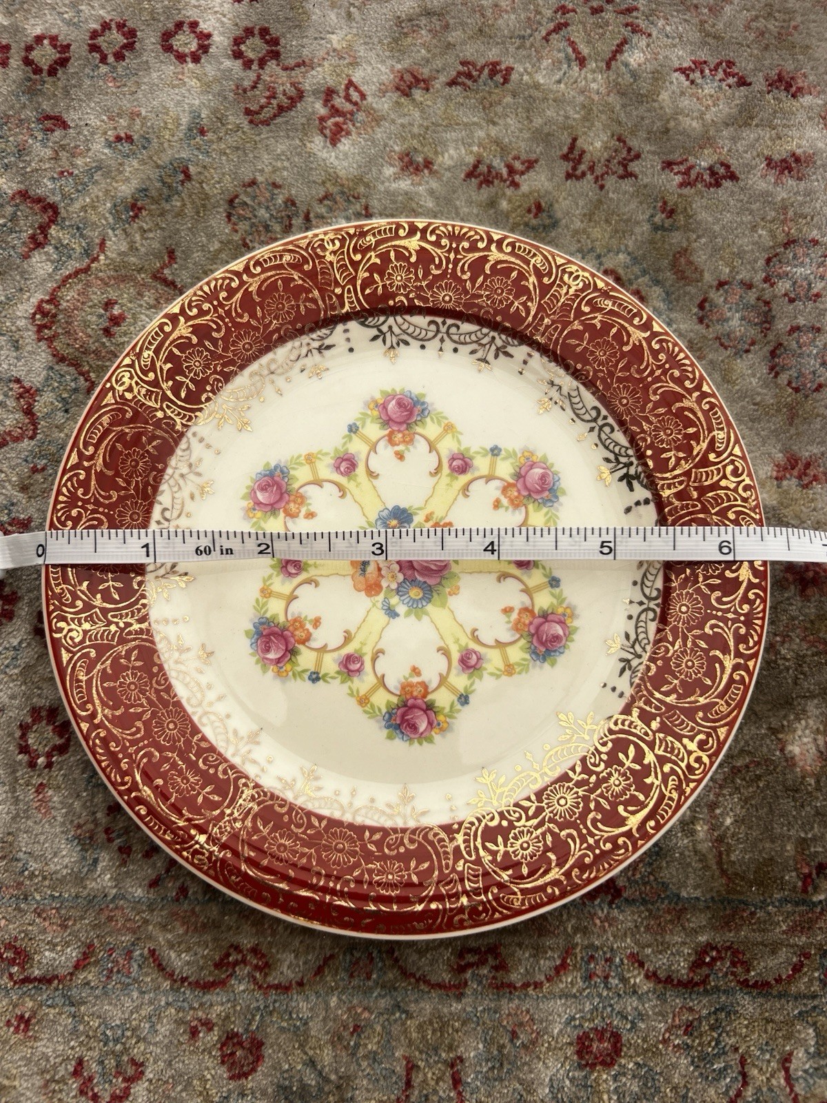 TRIUMPH SEBRING POTTERY ROYAL FORTUNE RED WARRANTED–22K TRIM DESSERT PLATE 6.25”