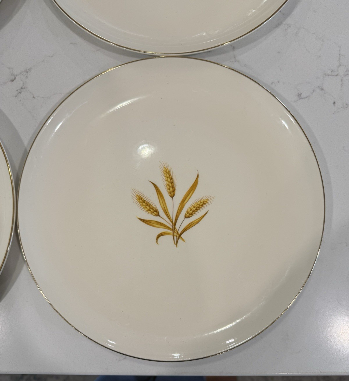 TAYLOR SMITH TAYLOR Vintage Golden Wheat Versatile 10″ Dinner Plate Lot of 4