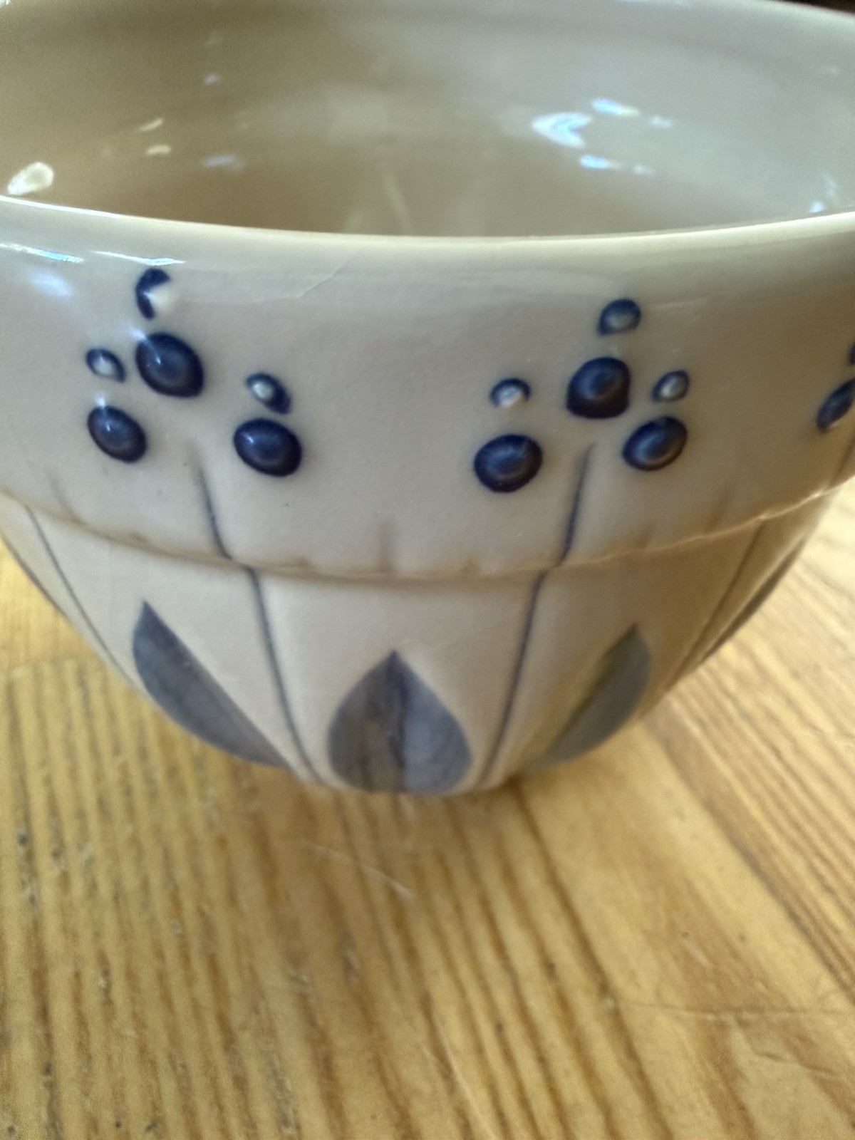 2001 Tender Heart Treasures Blue Tan Mixing Serving Bowl Floral Leaf Ceramic