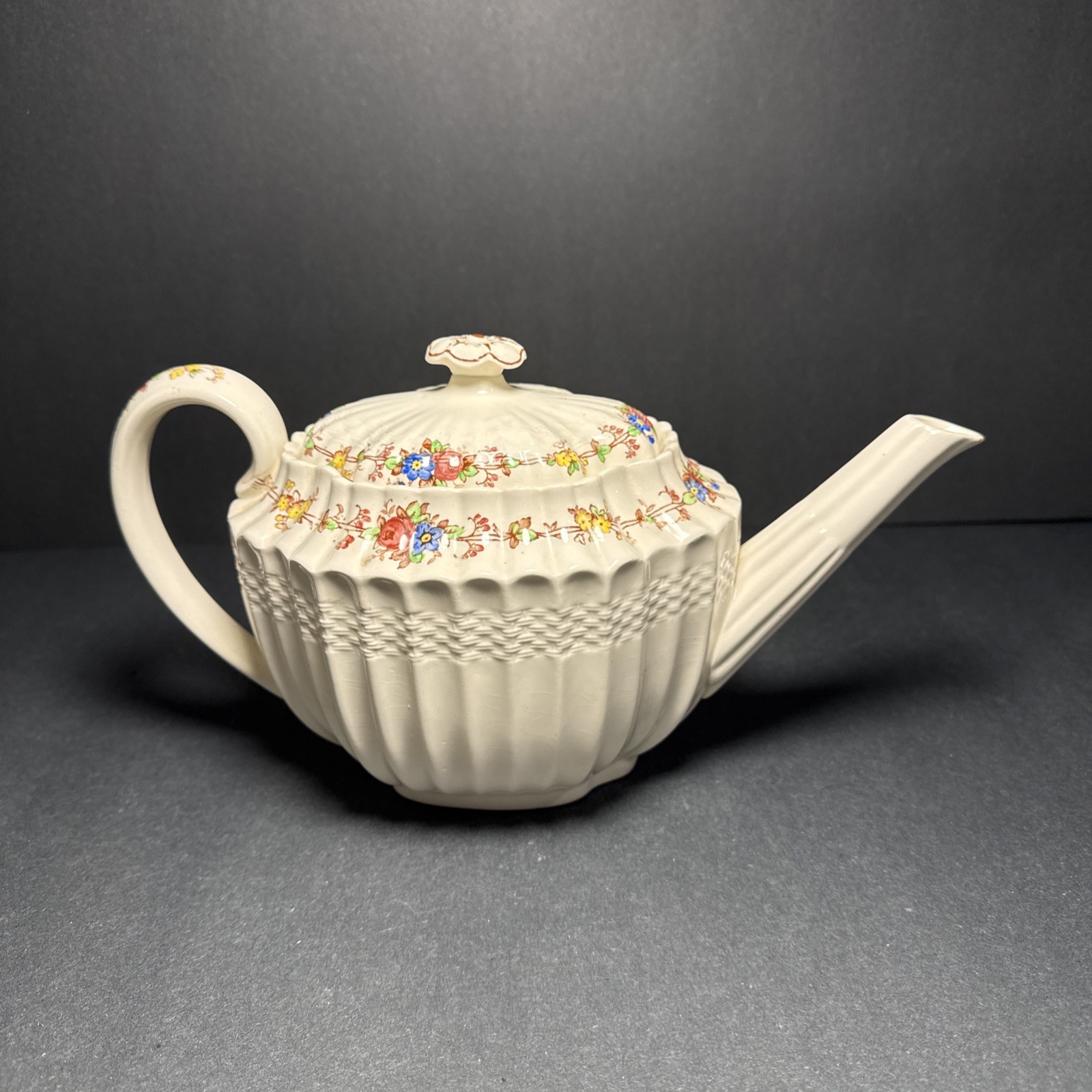 Copeland Spode Hazel Dell Teapot Floral England 1936 IMPERFECT. Pls Read