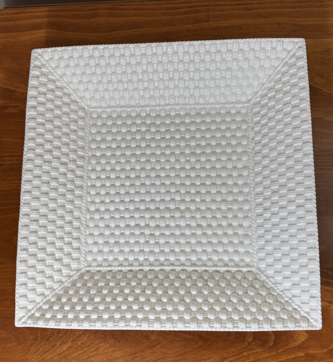 Tiffany & Co. 1994 Weave Collection Irish Bone China 12″ Square Serving Bowl