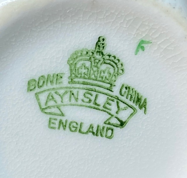 2 pc AYNSLEY England Cream & Sugar Set Bone China Green Clover Motif Gold Trim