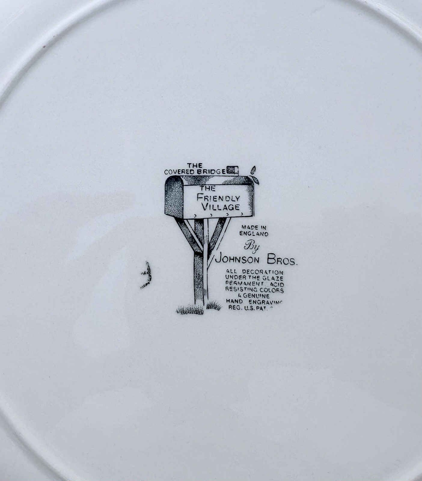 Vtg*Johnson Bros*The Friendly Village*round Platter*12-1/4”*The Covered Bridge