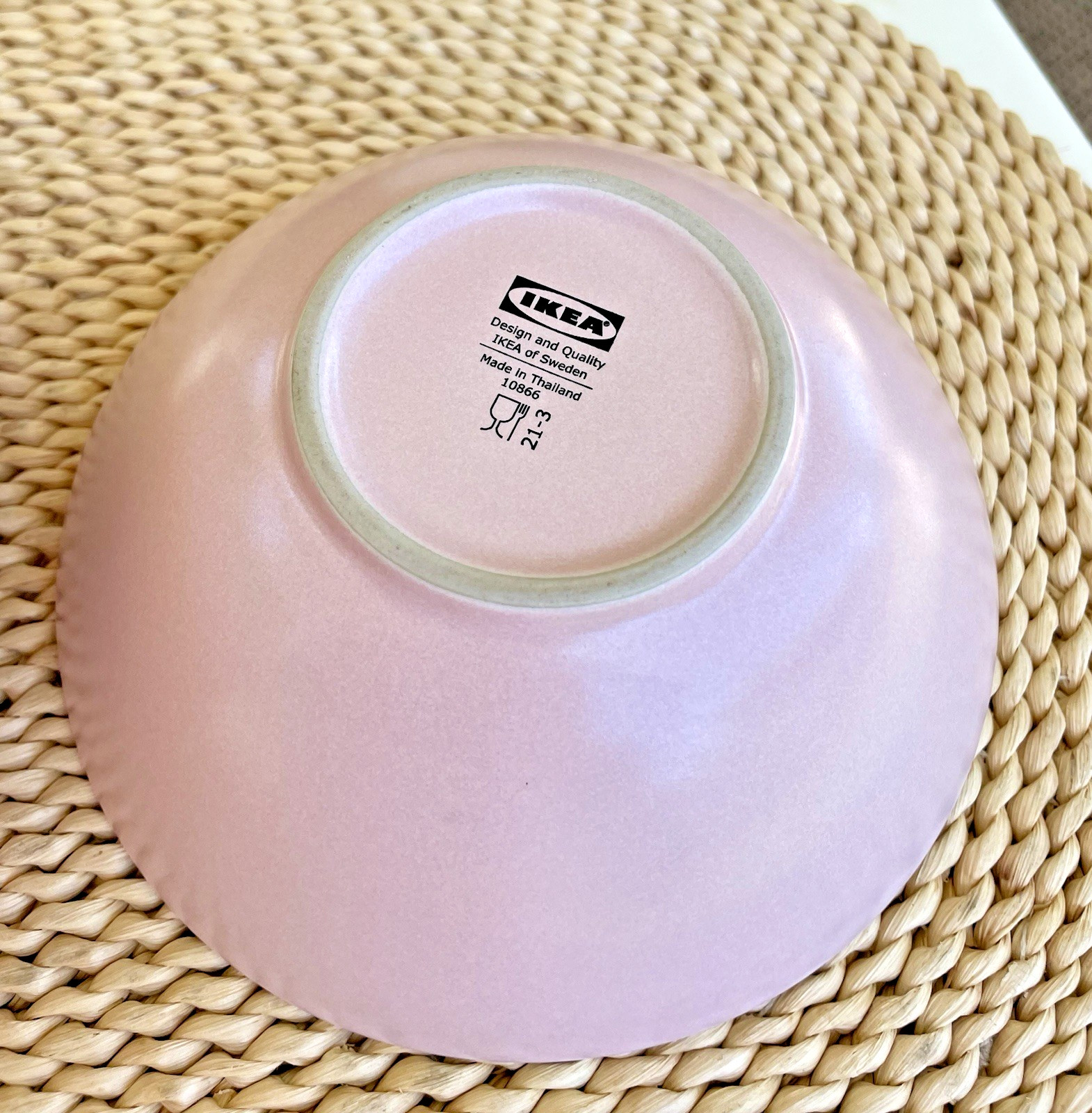 2 IKEA Dinera Pink Blush Matte Cereal Soup Bowls Stoneware 10866 PreOwned 6-1/2″