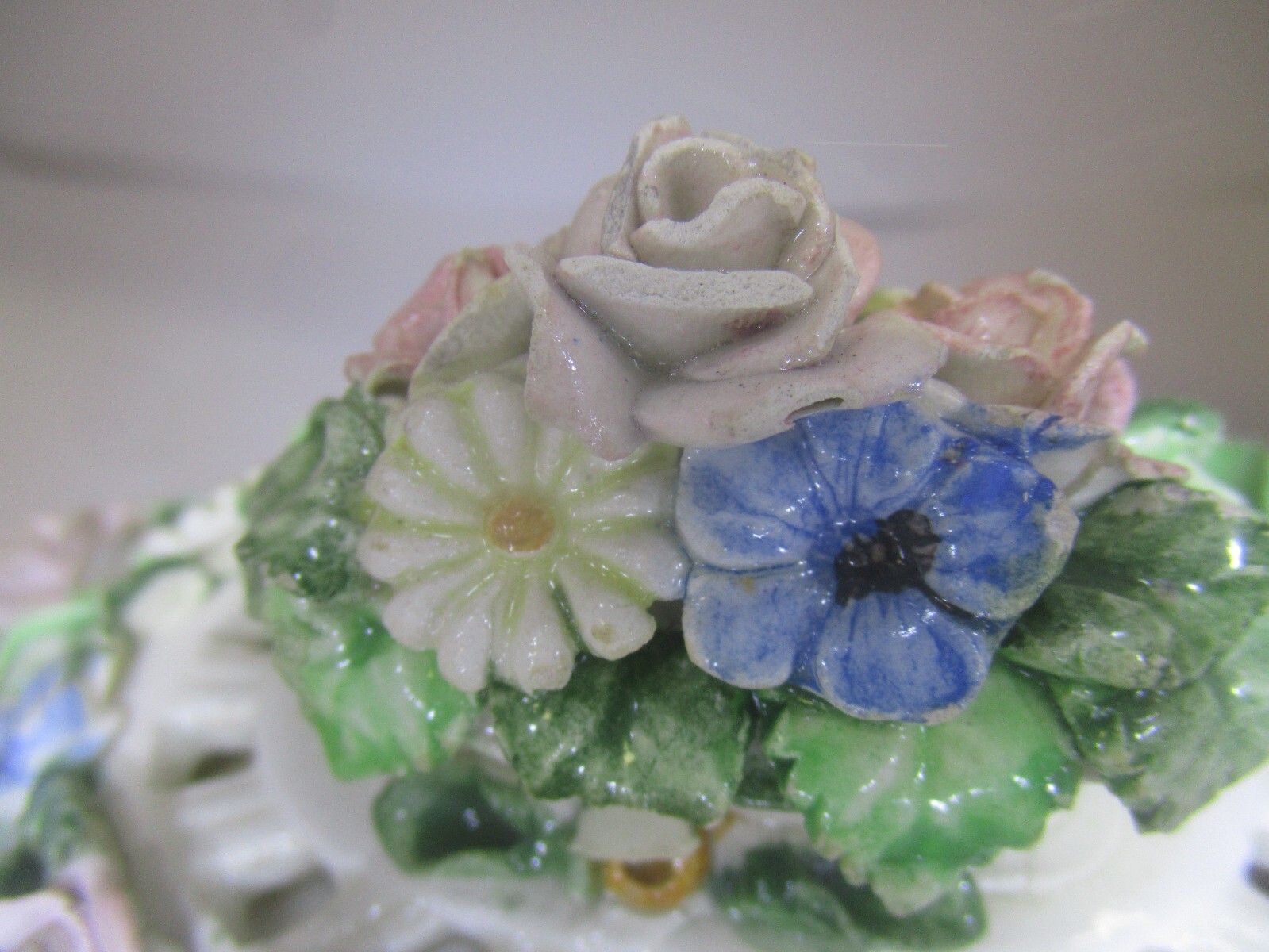 Capodimonte? Pierced Floral Porcelain Covered Bowl
