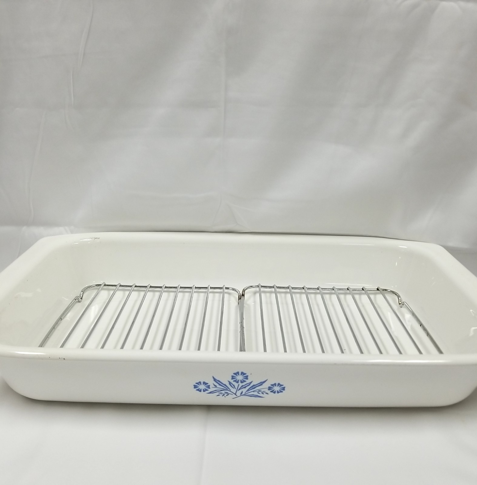 CORNINGWARE Roaster W/Racks P-76 USA Blue Cornflower 15.5×9.75″ Dish