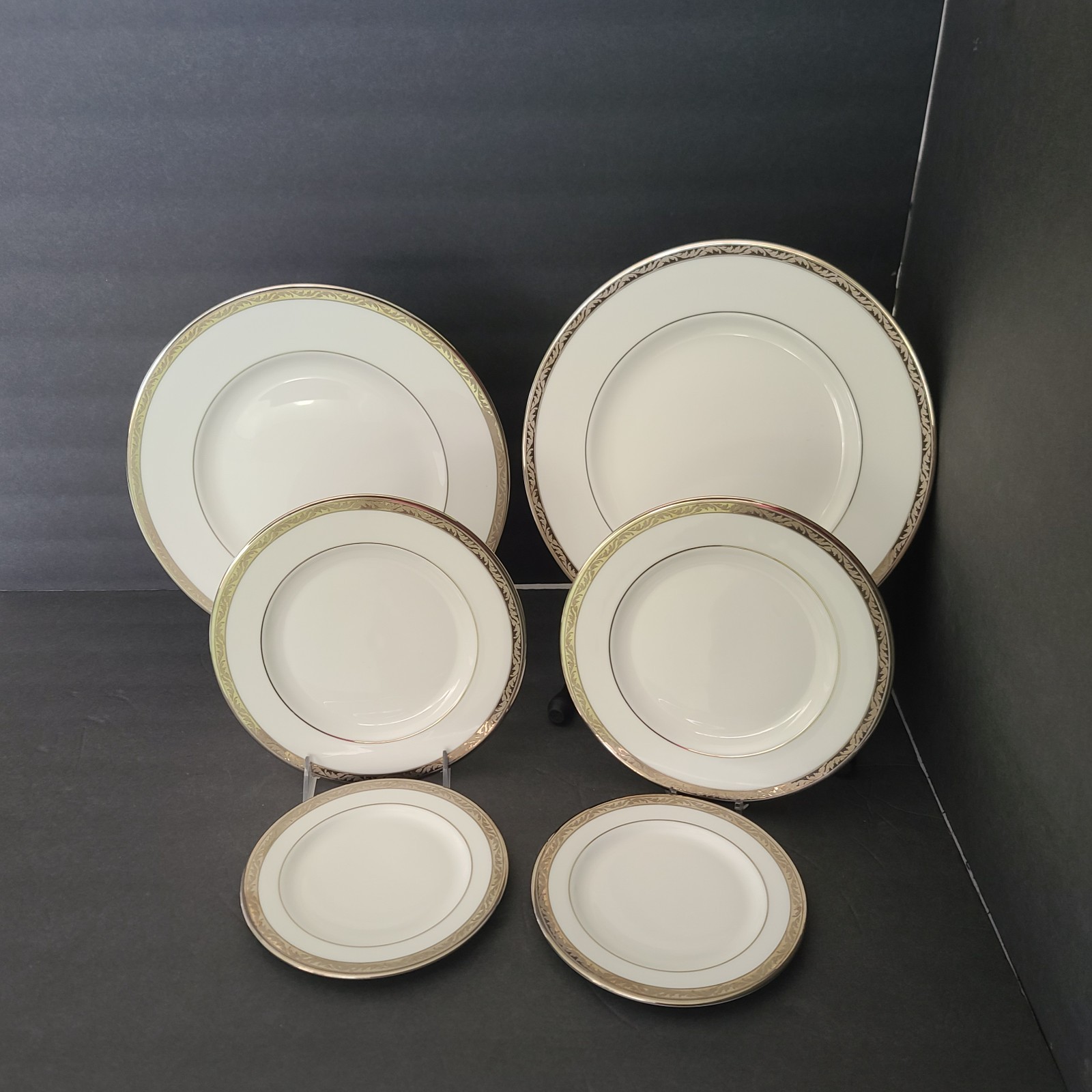 Lenox Landmark Platinum 2 Dinner 2 Salad &2 Bread Plates – Set of 6
