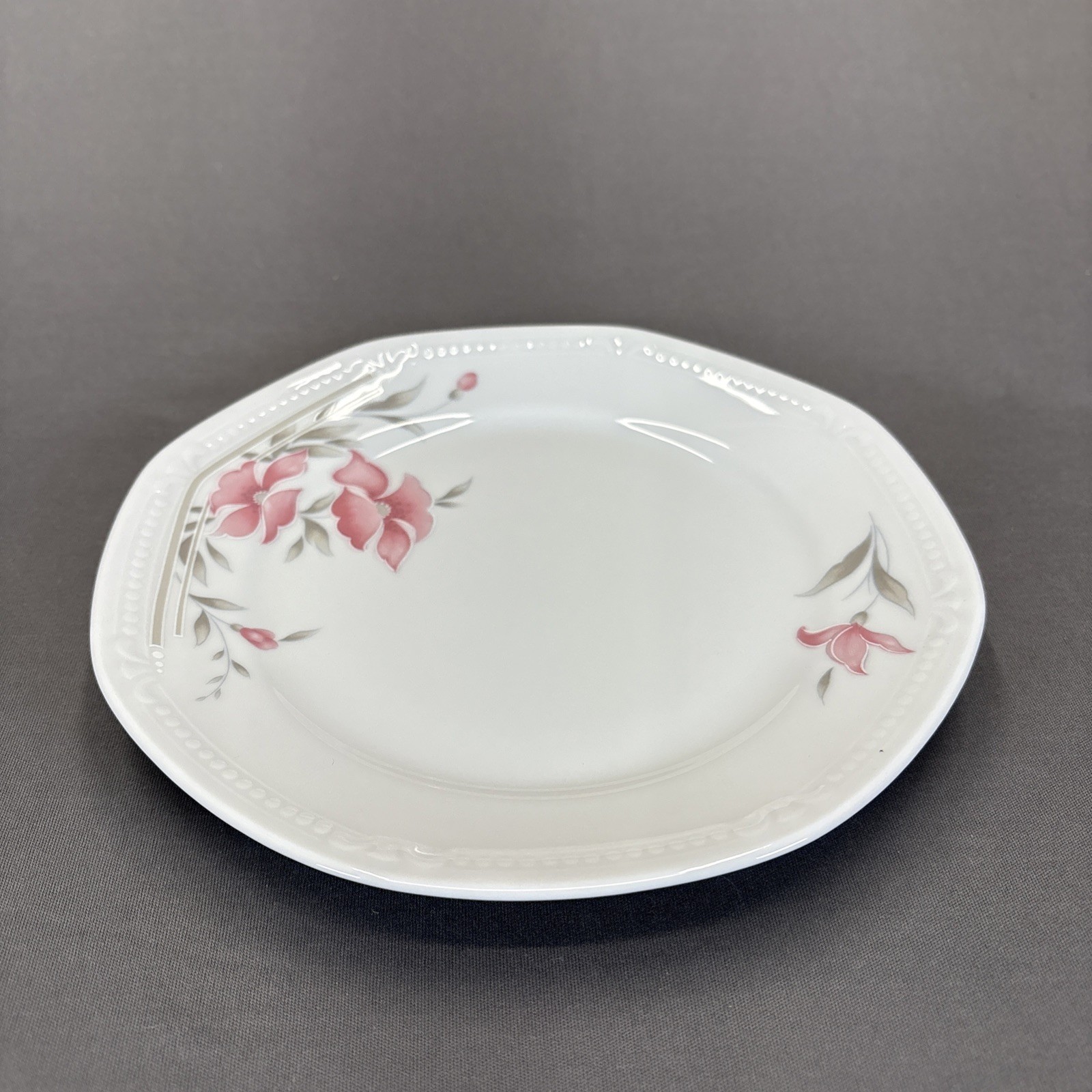 Mitterteich Bavaria Salad Plates 7 5/8″ Set of 4 Pink Flower MIT71 Embossed Edge