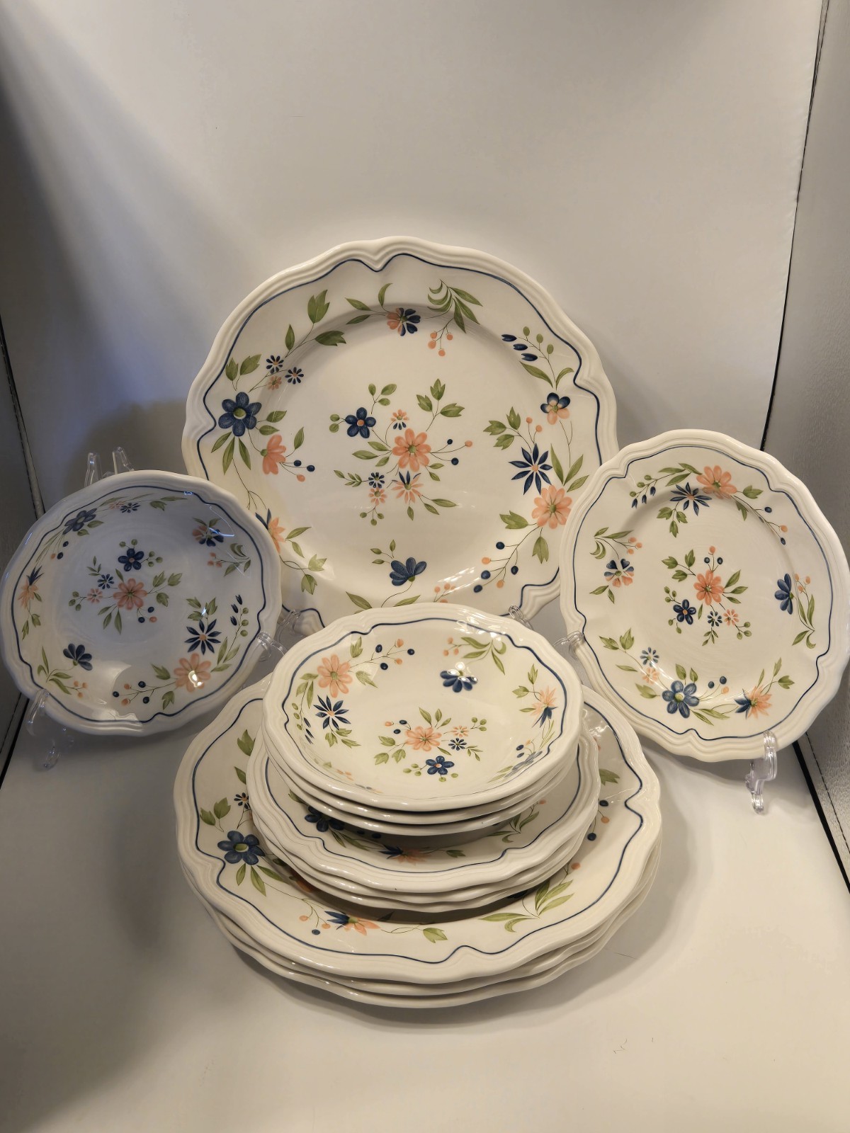 Vintage Sears Country French Ironstone 70’s #4453 Scalloped Floral Set Of 12