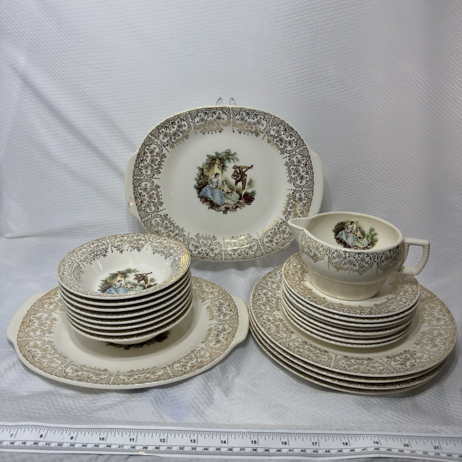 American Limoges Triumph D’Or China 22K Gold Vintage Discontinued 23 Pieces