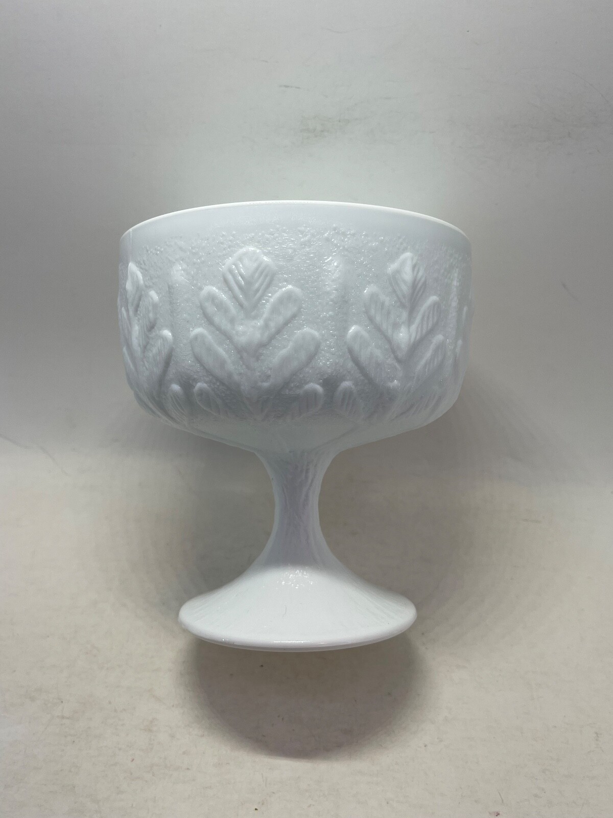 Vintage FTD 1975 White Milk Glass Oak Leaf Footed Compote Bowl Pedestal