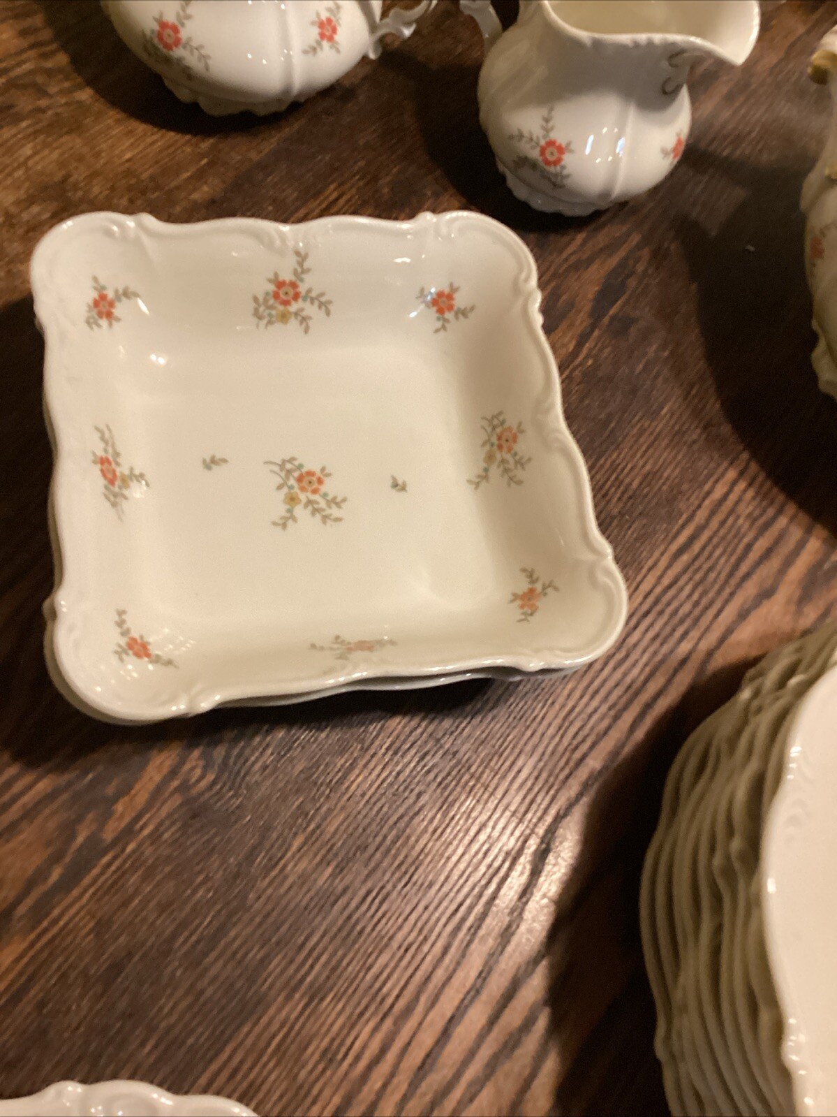 Edelstein Bavaria #6688 Edelstein Maria Theresa Dinnerware 72 Pieces Beautiful