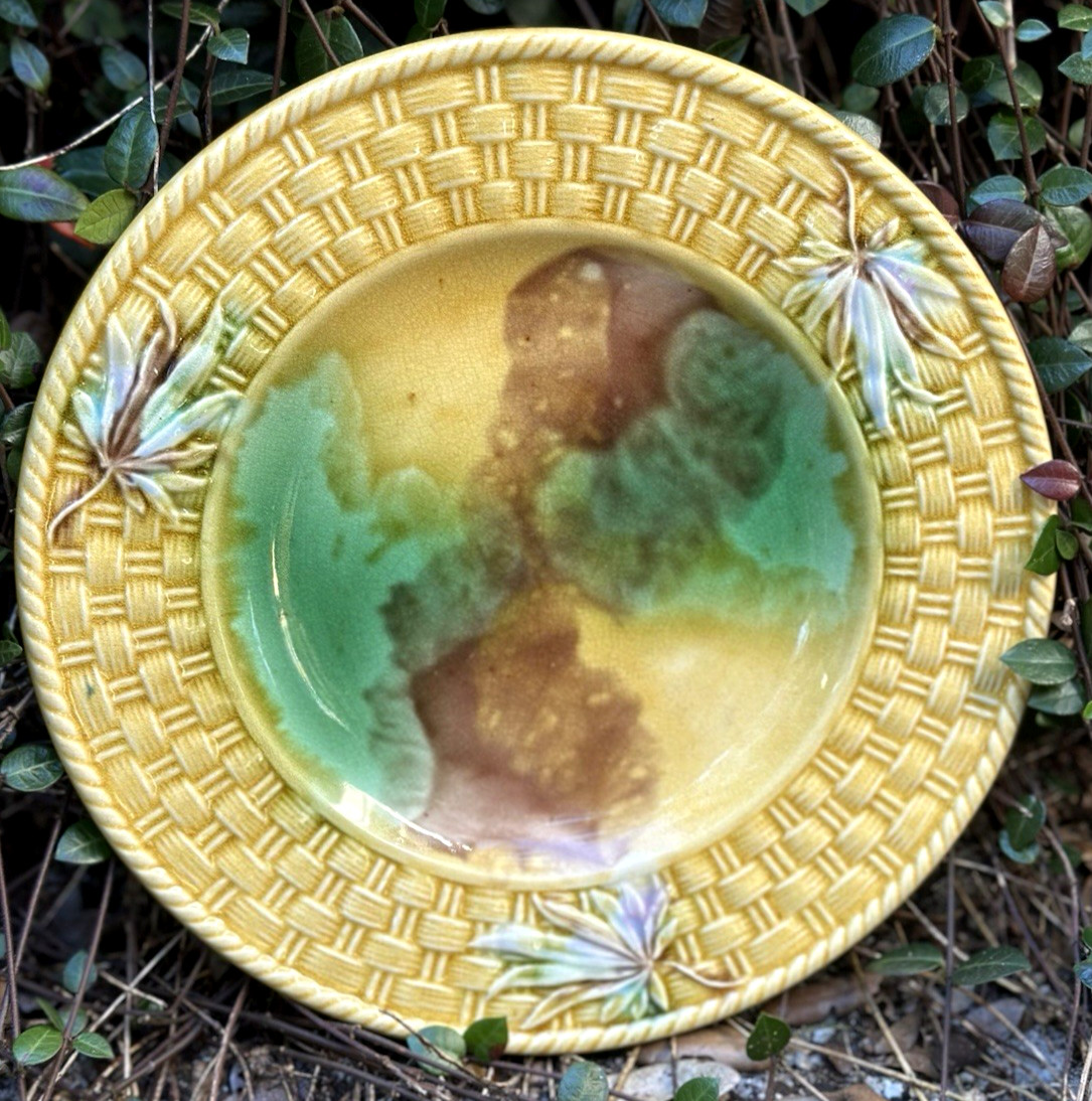 MAJOLICA ENGLISH BAMBOO WITH BASKETWEAVE BORDER 8″ PLATE….MINT! 1880