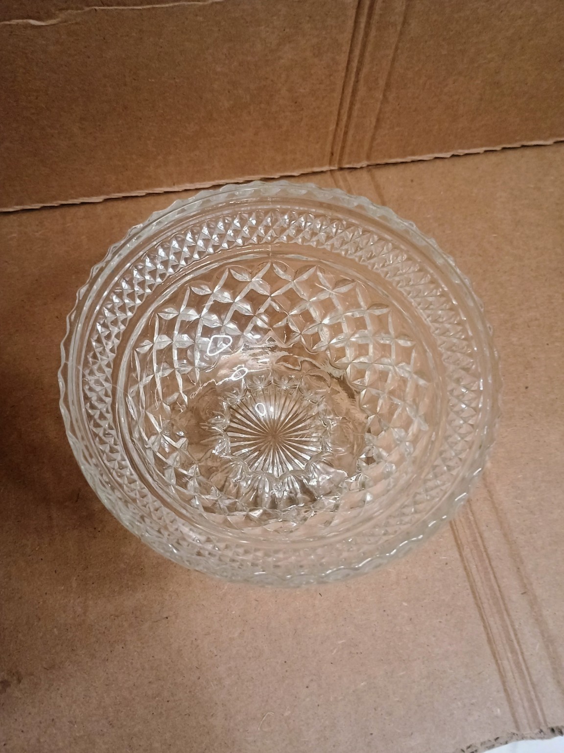 Vintage Clear Pressed Glass Footed Pedestal Bowl Diamond Starburst 6.5