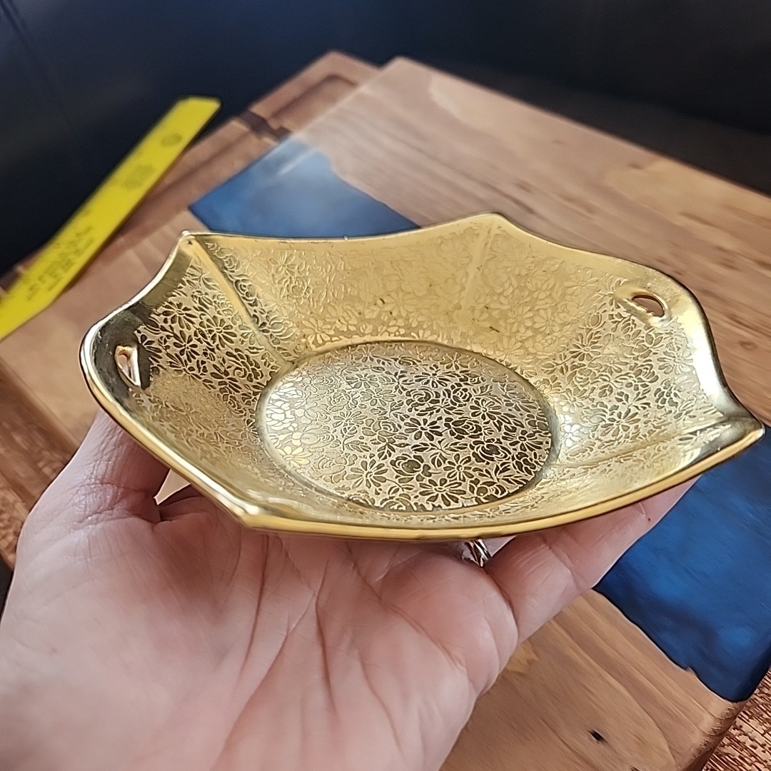 Vtg Rose Floral Gold-toned Covered Trinket Dish Made Japan Small Lovely Elegant