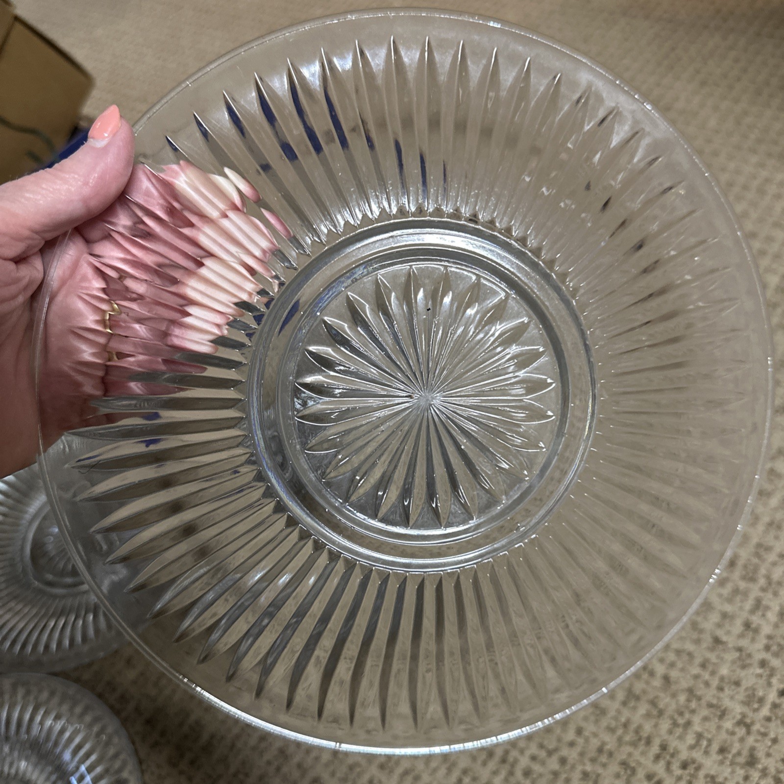 Vintage 10” Clear Glass Starburst Pattern Plate KIG Indonesia/4