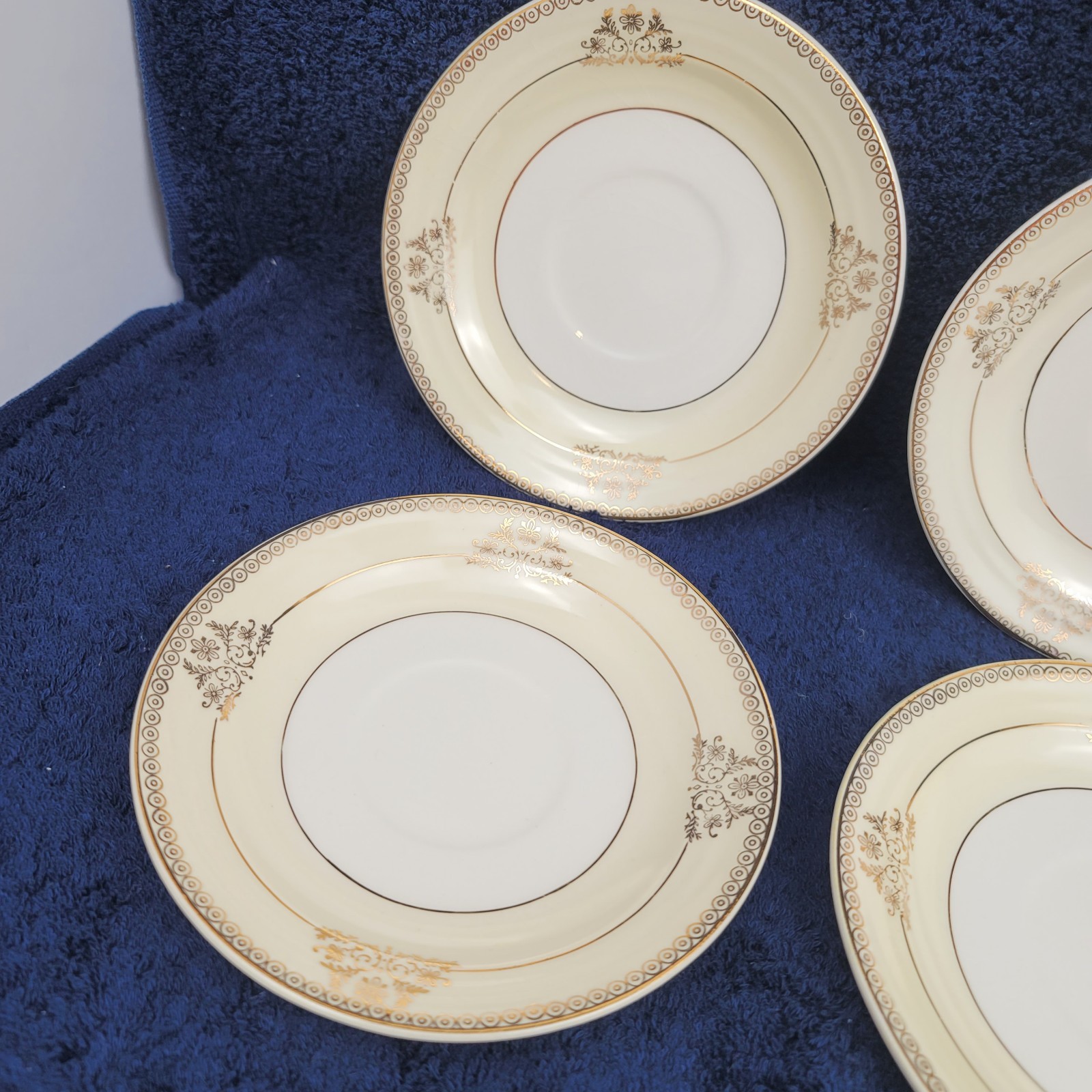 12 Crown Potteries Bread Plates 2 47 Gilt 5 ⁷/⁸” China Victorian DISPLAY ONLY