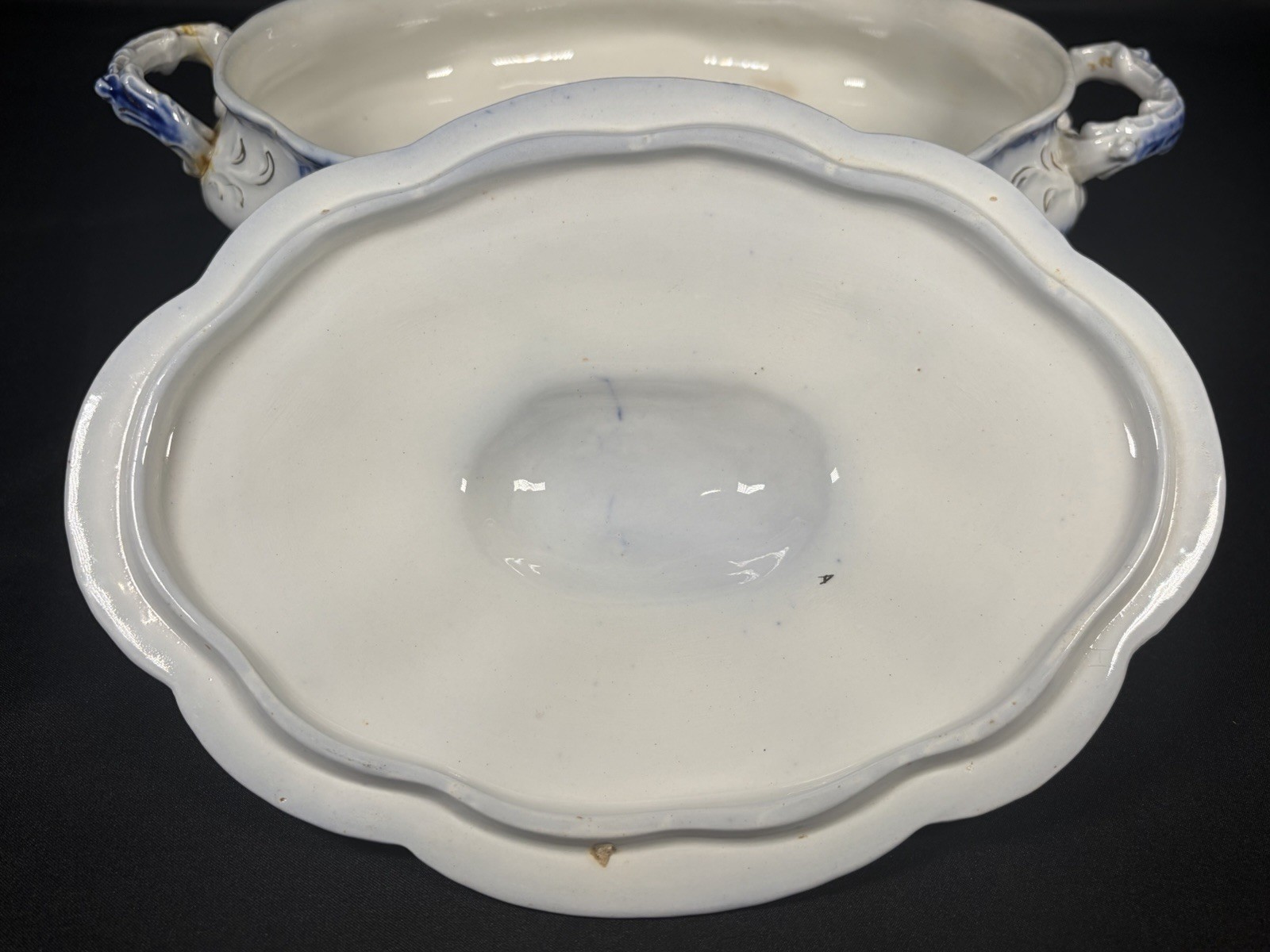 Antique Johnson Bros Normandy Flow Blue Oval Covered Vegetable Bowl Dish 11.5”
