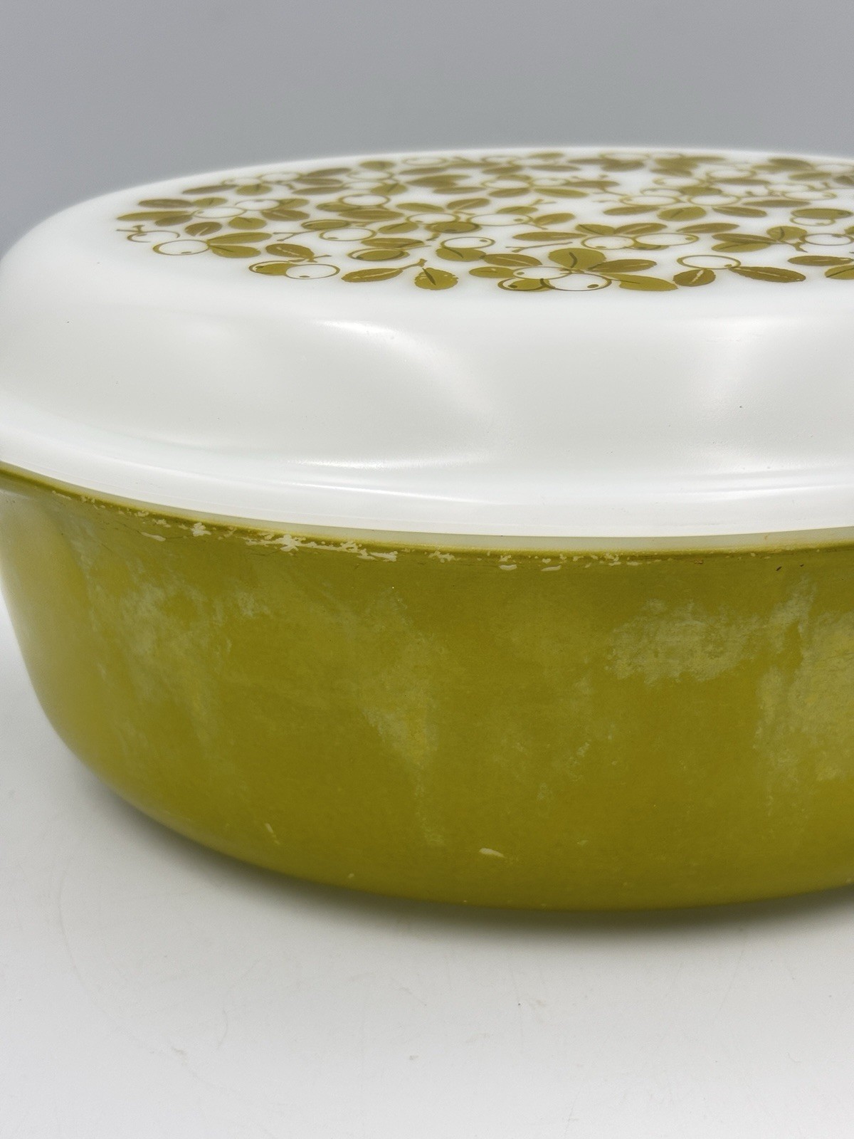 Vtg. PYREX Verde Olive Green 1-1/2 Qt. Oval Casserole Dish W/ Lid 043 Ovenware