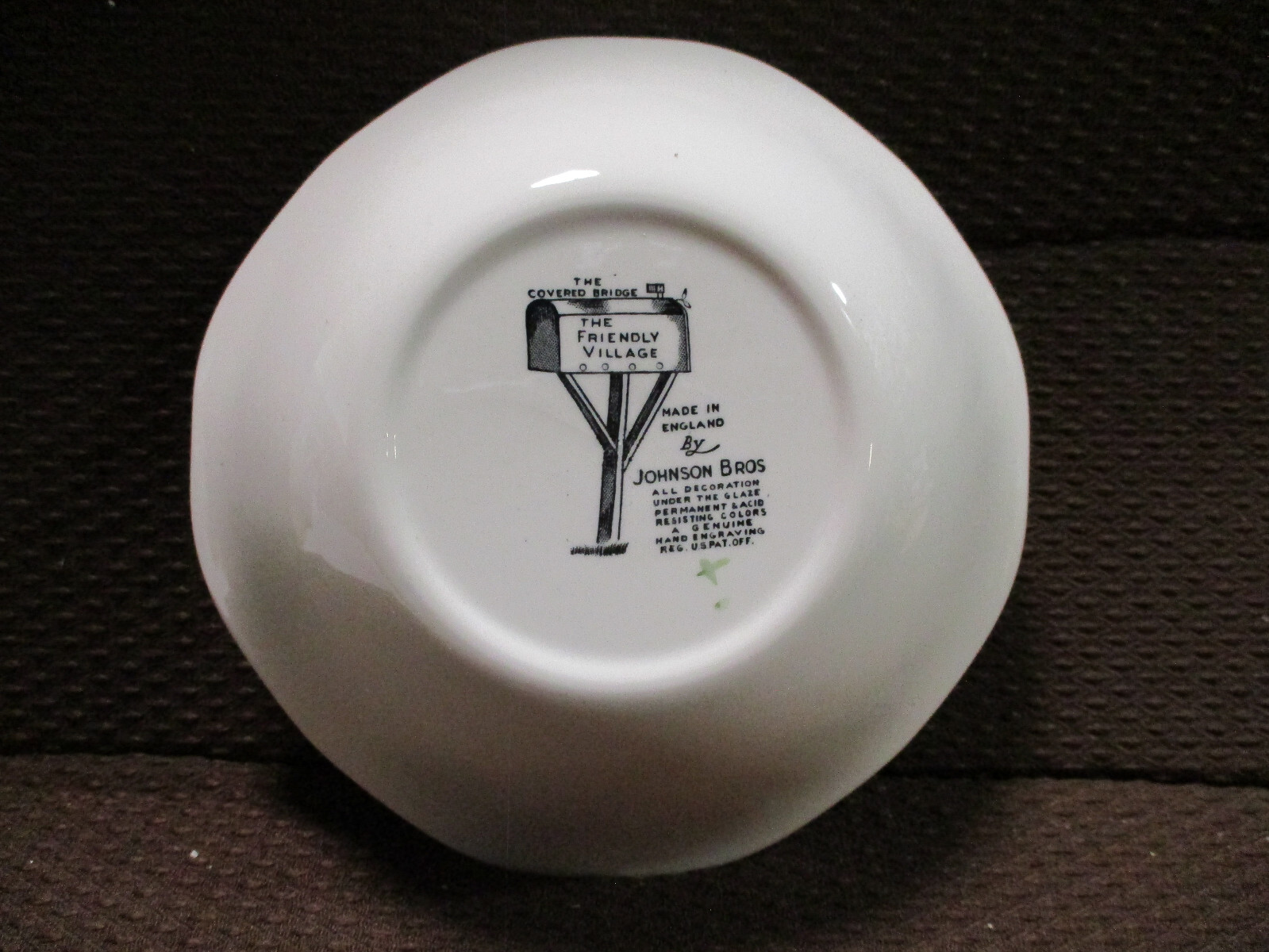 Johnson Brothers – Friendly Village – The Covered Bridge – Square Bowl