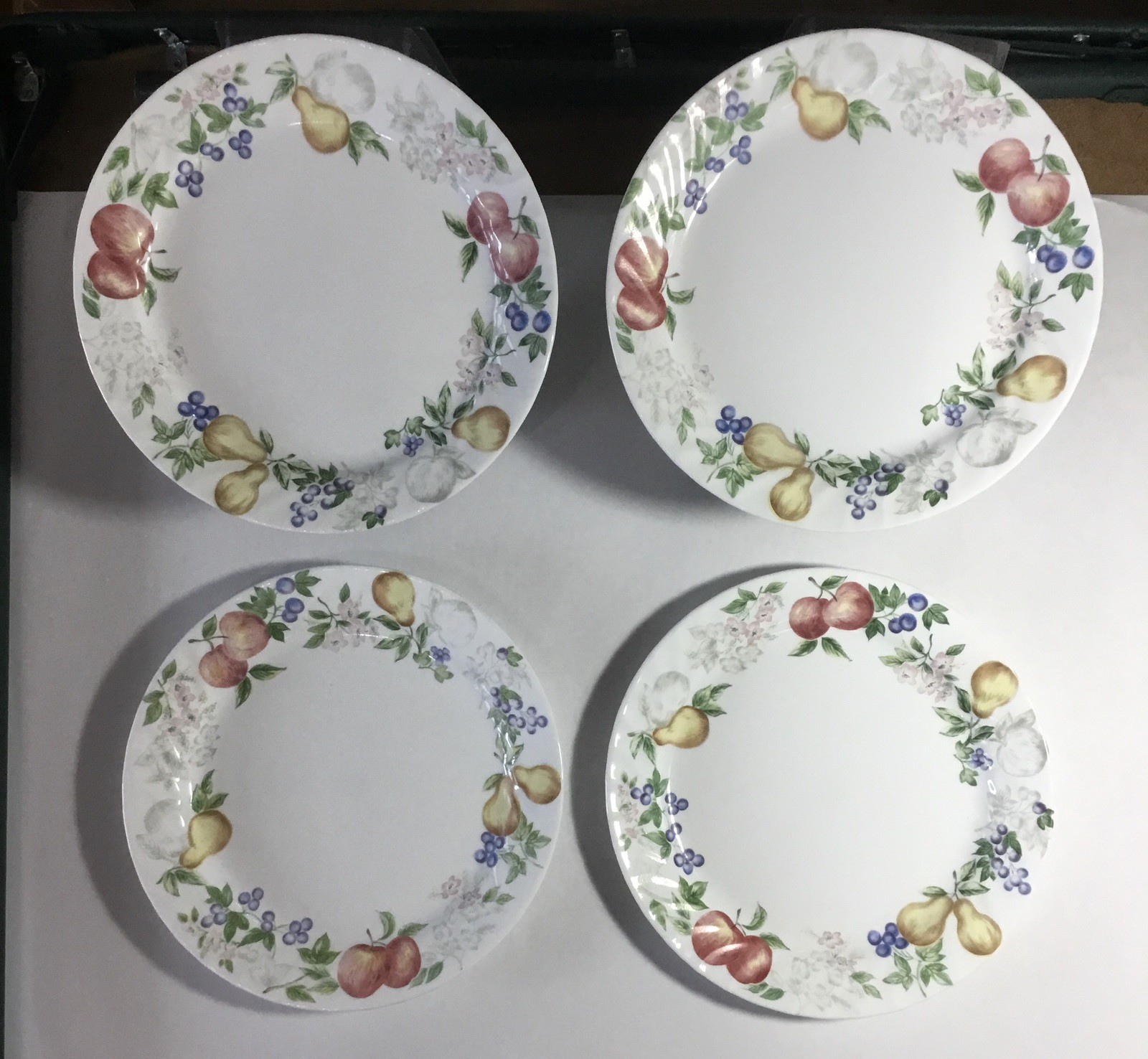 CORELLE CHUTNEY Swirl Fruit Pattern 8 pcs, 4 DINNER 10.25″ & 4 SALAD/BREAD 7.25″