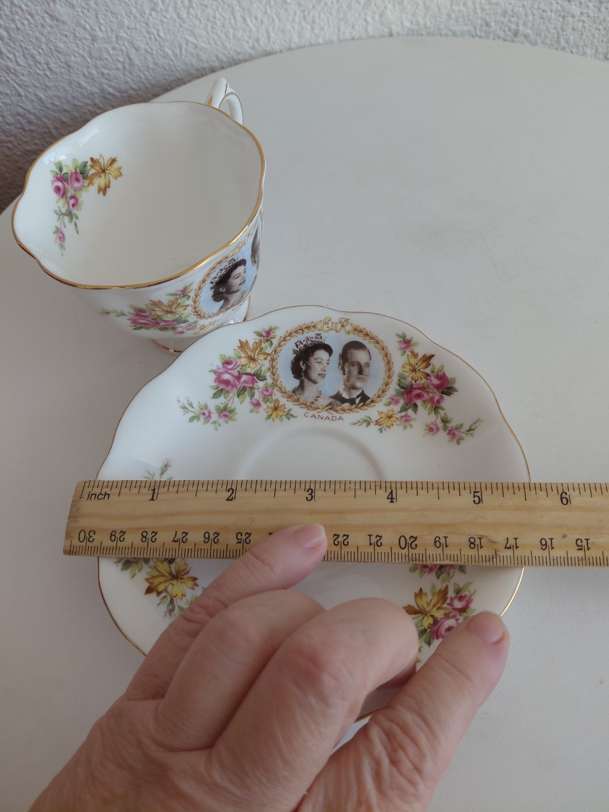 Royal Albert England Commemorative Royal Visit 1959 Canada Cup/Saucer Set READ!