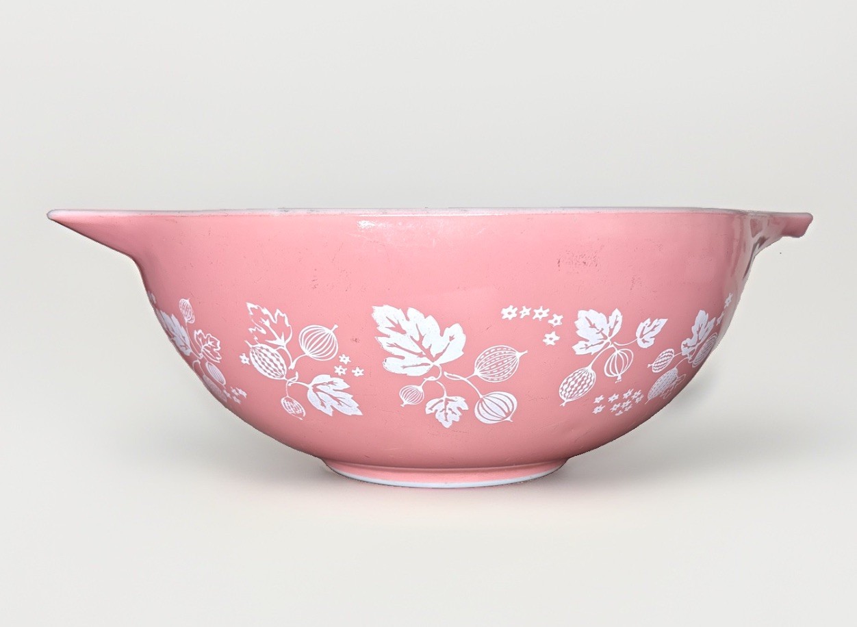 Pyrex Pink Gooseberry Cinderella Mixing Bowl 444 4QT Nesting Bowl Vintage