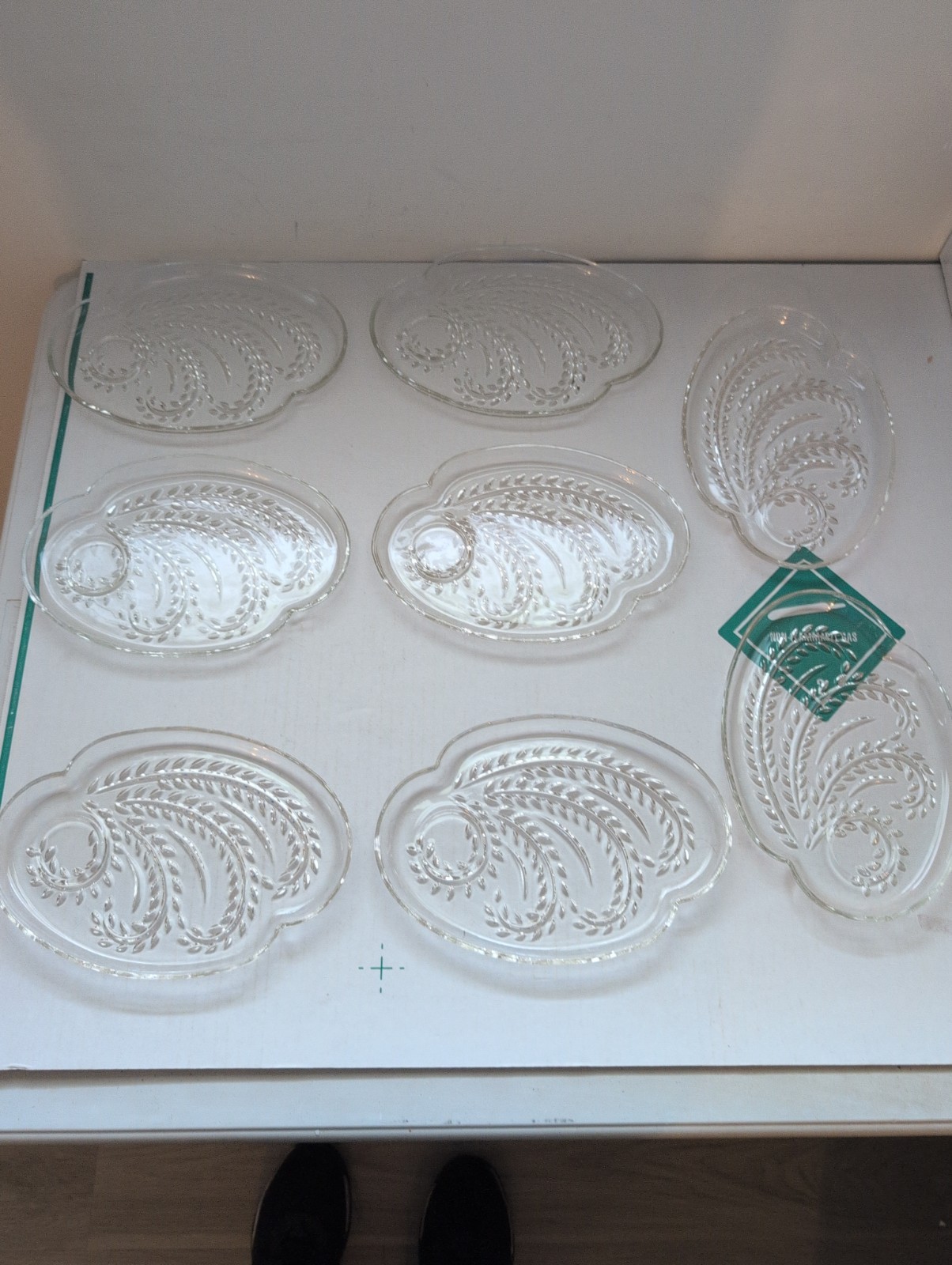 8 Vintage Leaf Decorating Oval Shaped Glass Platters And Round Serving Platter.