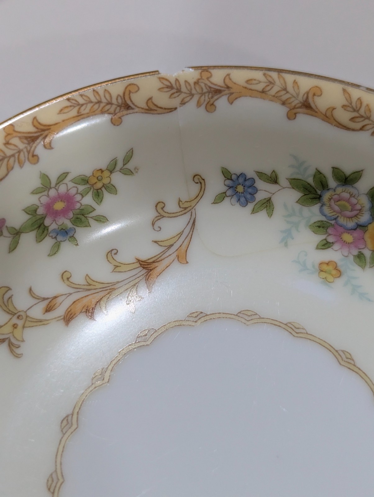 VTG Noritake China N128 White Tan Border Gold Trim floral Garland 20 Piece Set