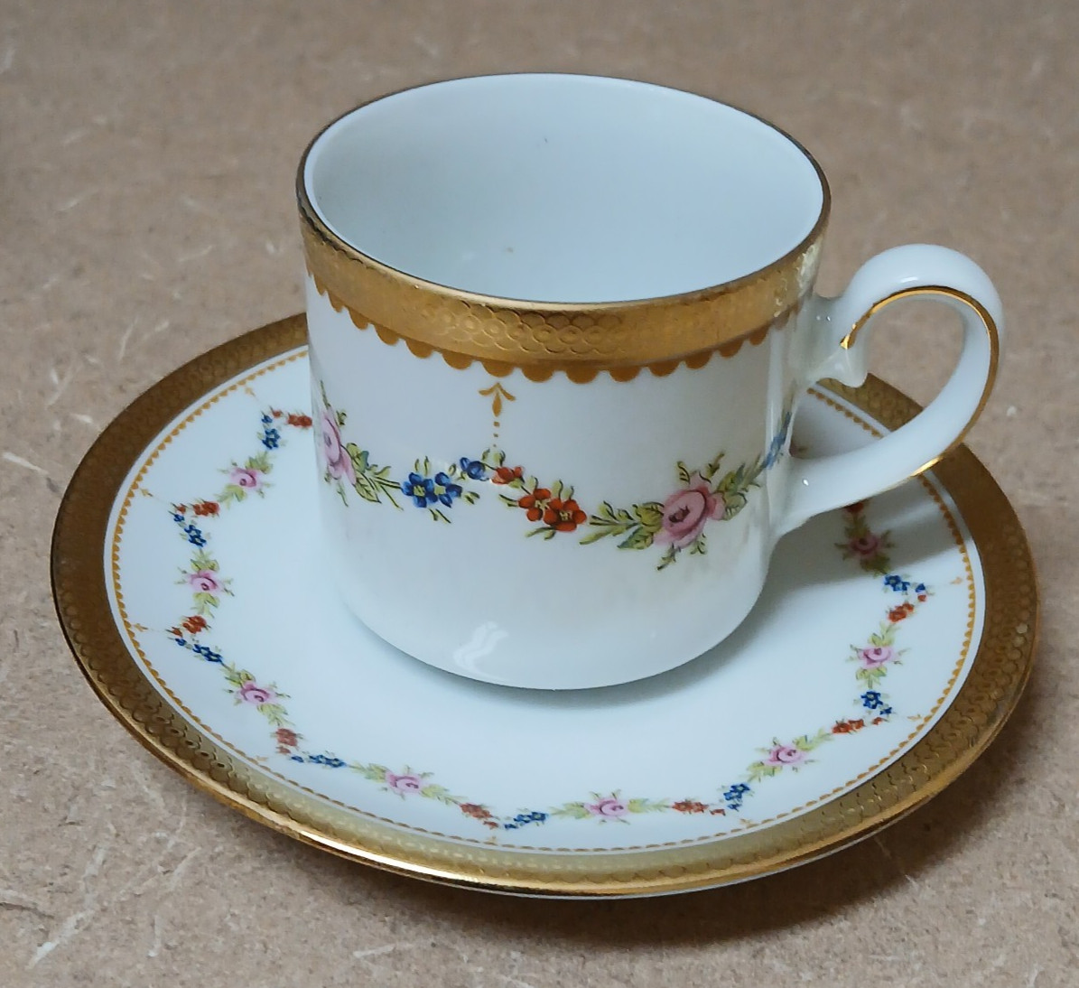 Tirschenreuth Bavaria Expresso Demitasse Cup & Saucer Set 4 Petite Rose Garland