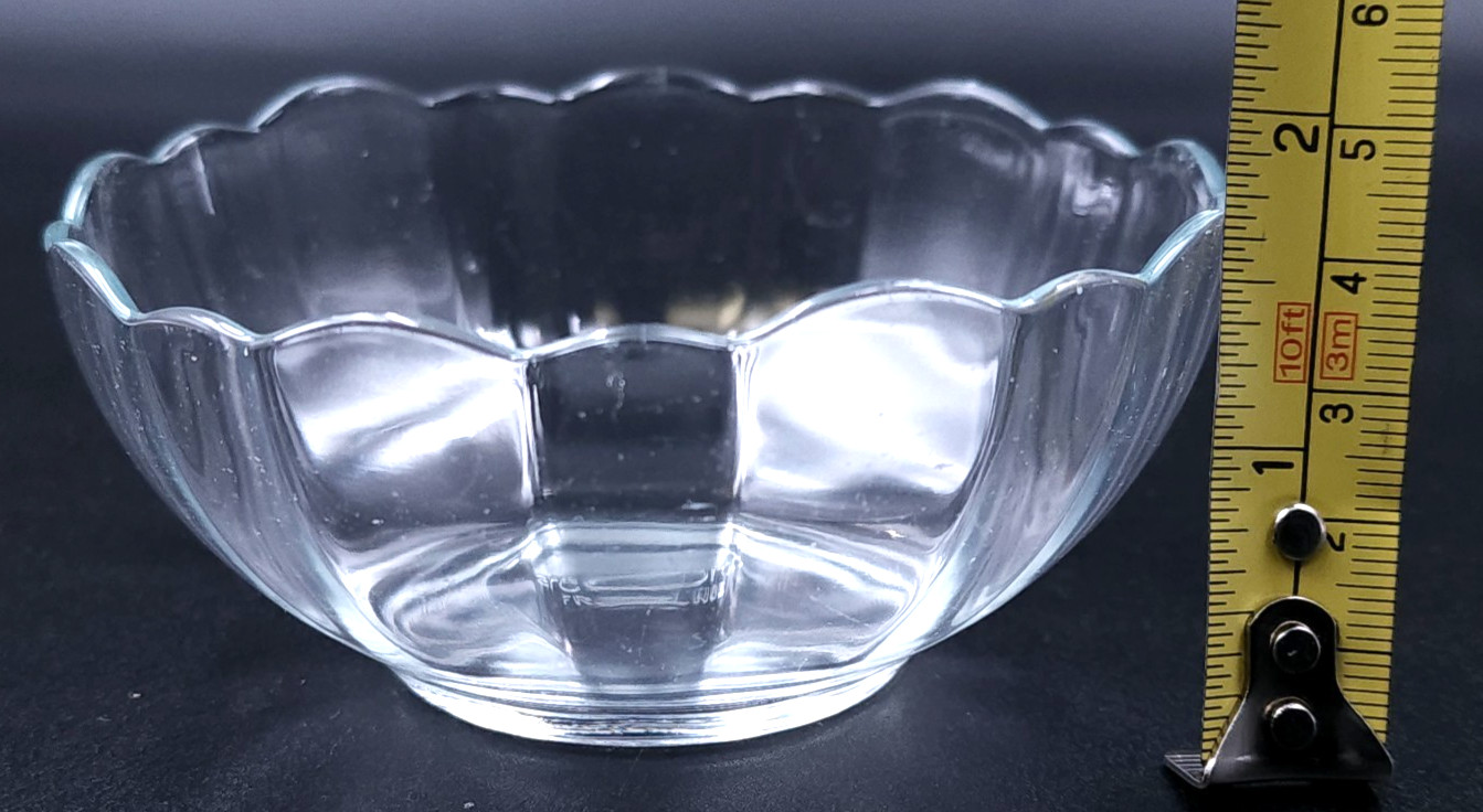 Arcoroc Arcade Bengale Nappy Tempered Glass Bowls Scalloped – Choose 4″ 5″ or 6″